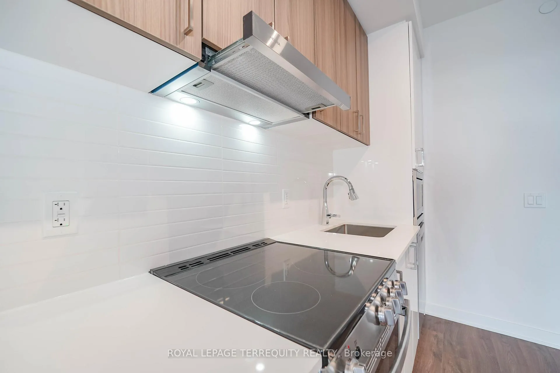 Photo 29 of Unit 2612, 50 Upper Mall Way, Vaughan, Brownridge — HOMEH