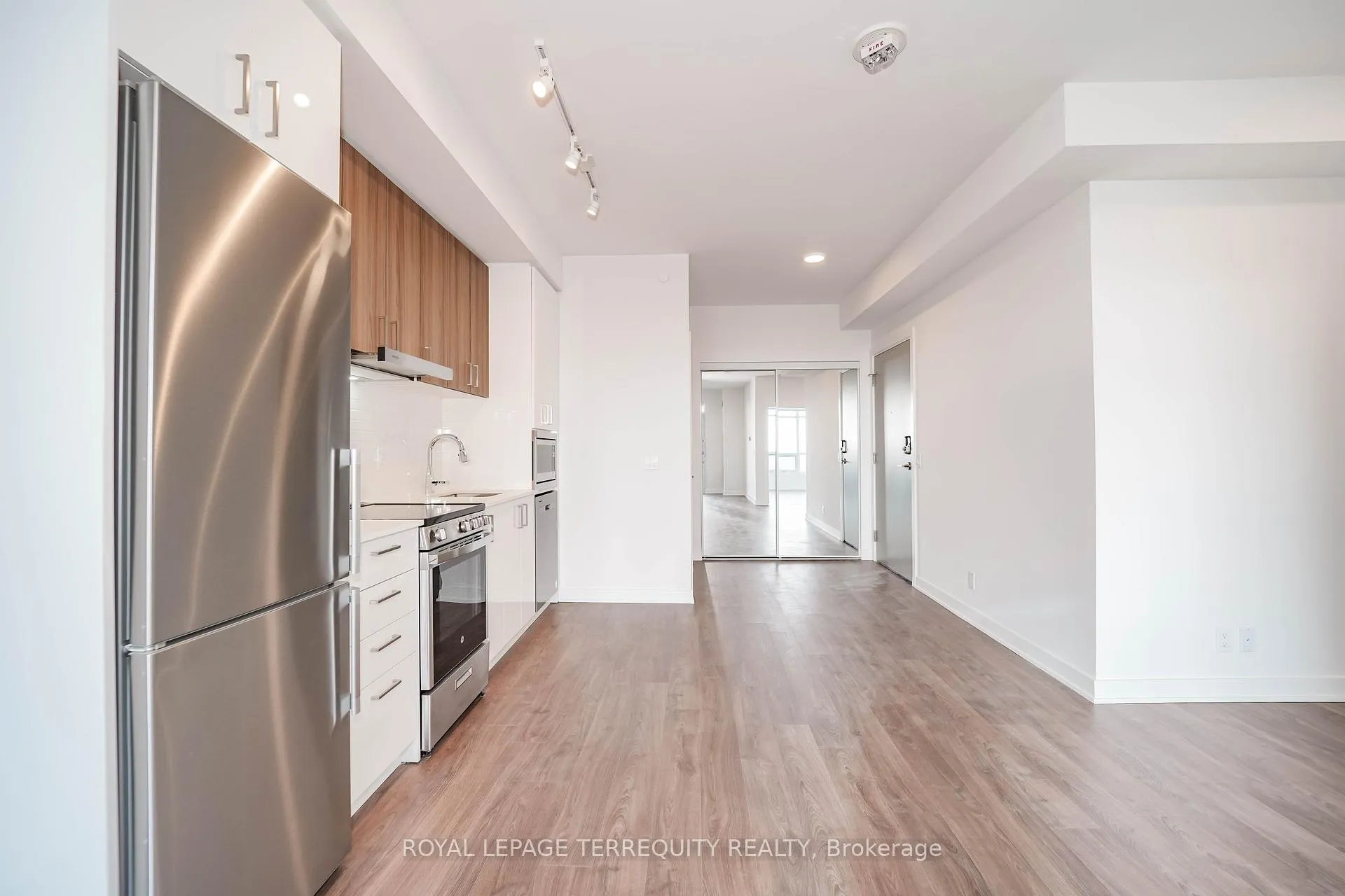 Photo 30 of Unit 2612, 50 Upper Mall Way, Vaughan, Brownridge — HOMEH