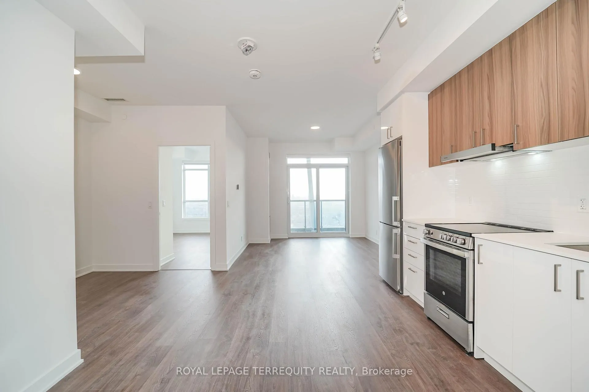 Photo 34 of Unit 2612, 50 Upper Mall Way, Vaughan, Brownridge — HOMEH