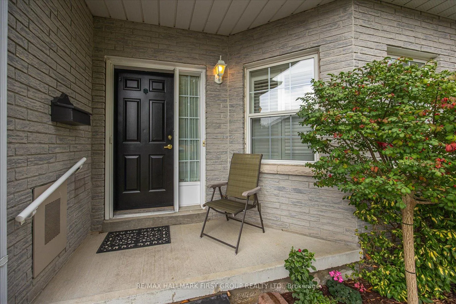 Photo 2 of Unit 24, 1111 Wilson Road N, Oshawa, Pinecrest — HOMEH