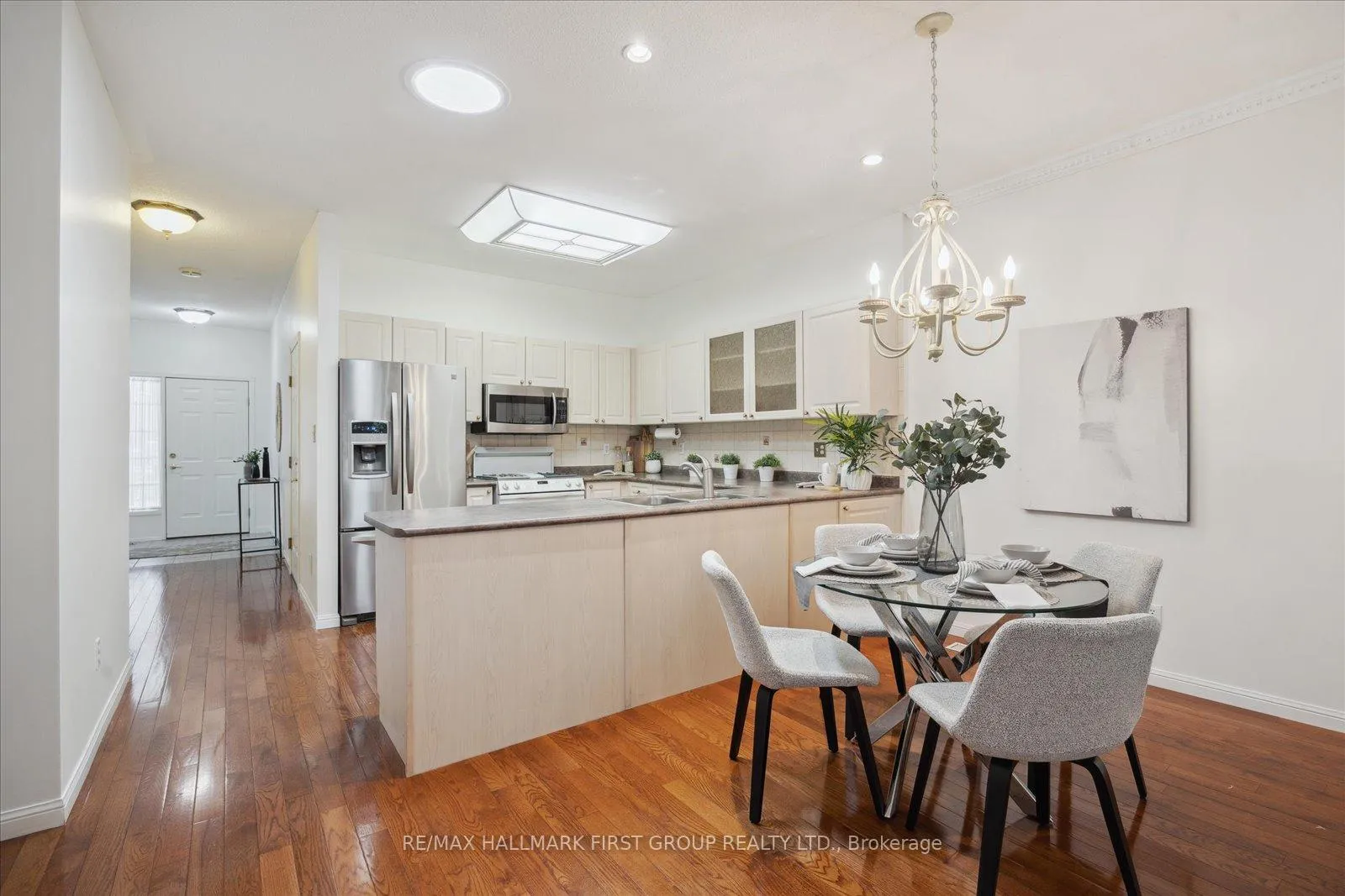 Photo 6 of Unit 24, 1111 Wilson Road N, Oshawa, Pinecrest — HOMEH