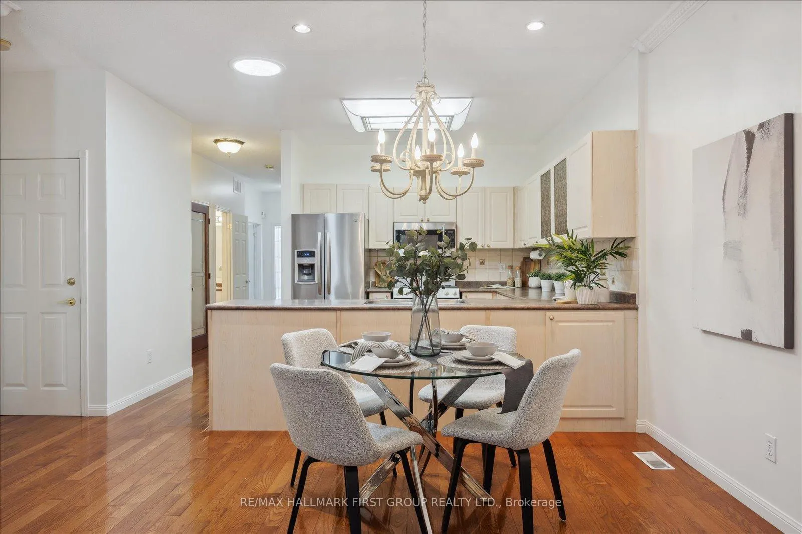 Photo 7 of Unit 24, 1111 Wilson Road N, Oshawa, Pinecrest — HOMEH