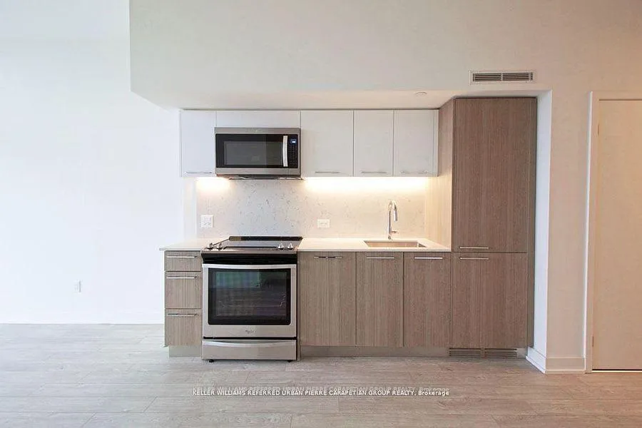 Photo 8 of Unit 2006, 15 Baseball Street, Toronto, South Riverdale — HOMEH