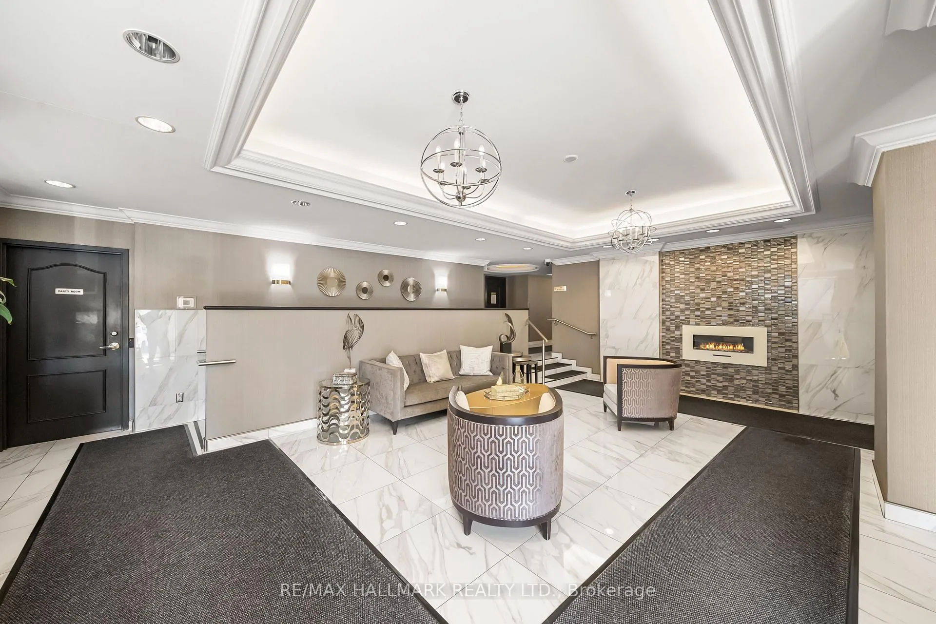 Photo 23 of Unit 307, 1801 Bayview Avenue, Toronto, Leaside — HOMEH