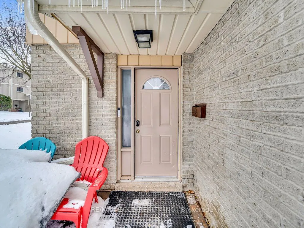Photo 5 of Unit 115, 51 Paulander Drive, Kitchener — HOMEH
