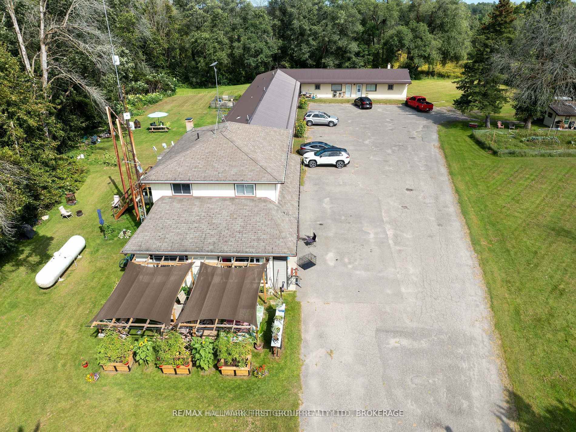 Photo 2 of 2039 County Road 44, Edwardsburgh/Cardinal, Edwardsburgh/Cardinal Twp — HOMEH