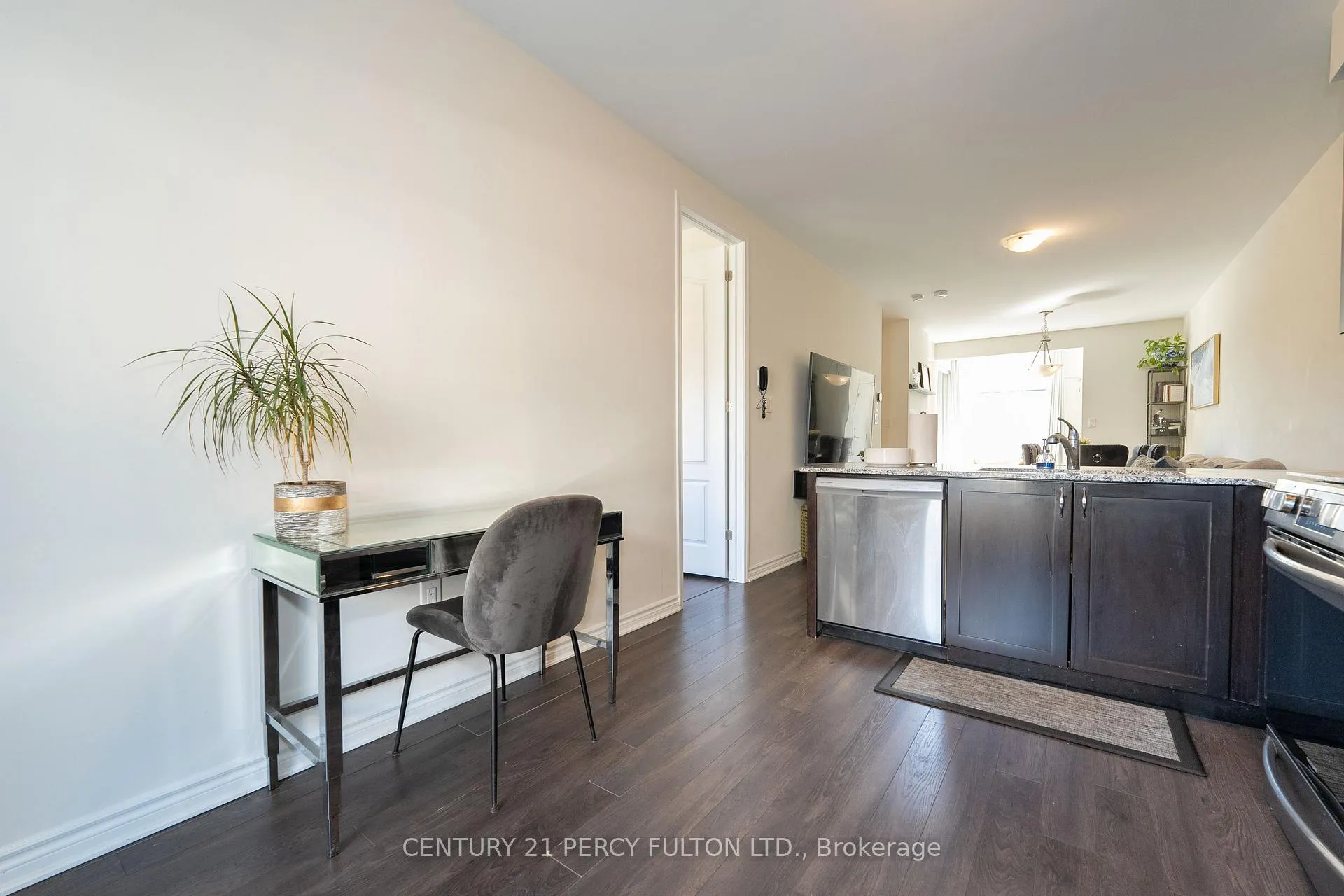 Photo 9 of Unit 701, 1148 Dragonfly Avenue, Pickering, Rural Pickering — HOMEH