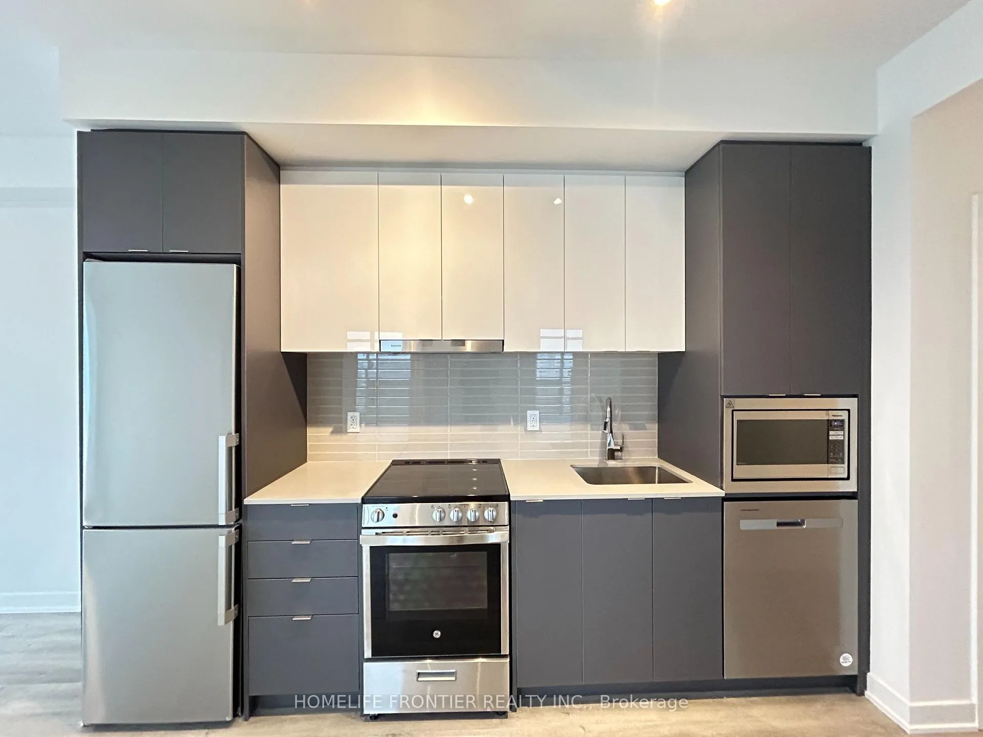 Photo 10 of Unit 2702B, 50 Upper Mall Way, Vaughan, Brownridge — HOMEH