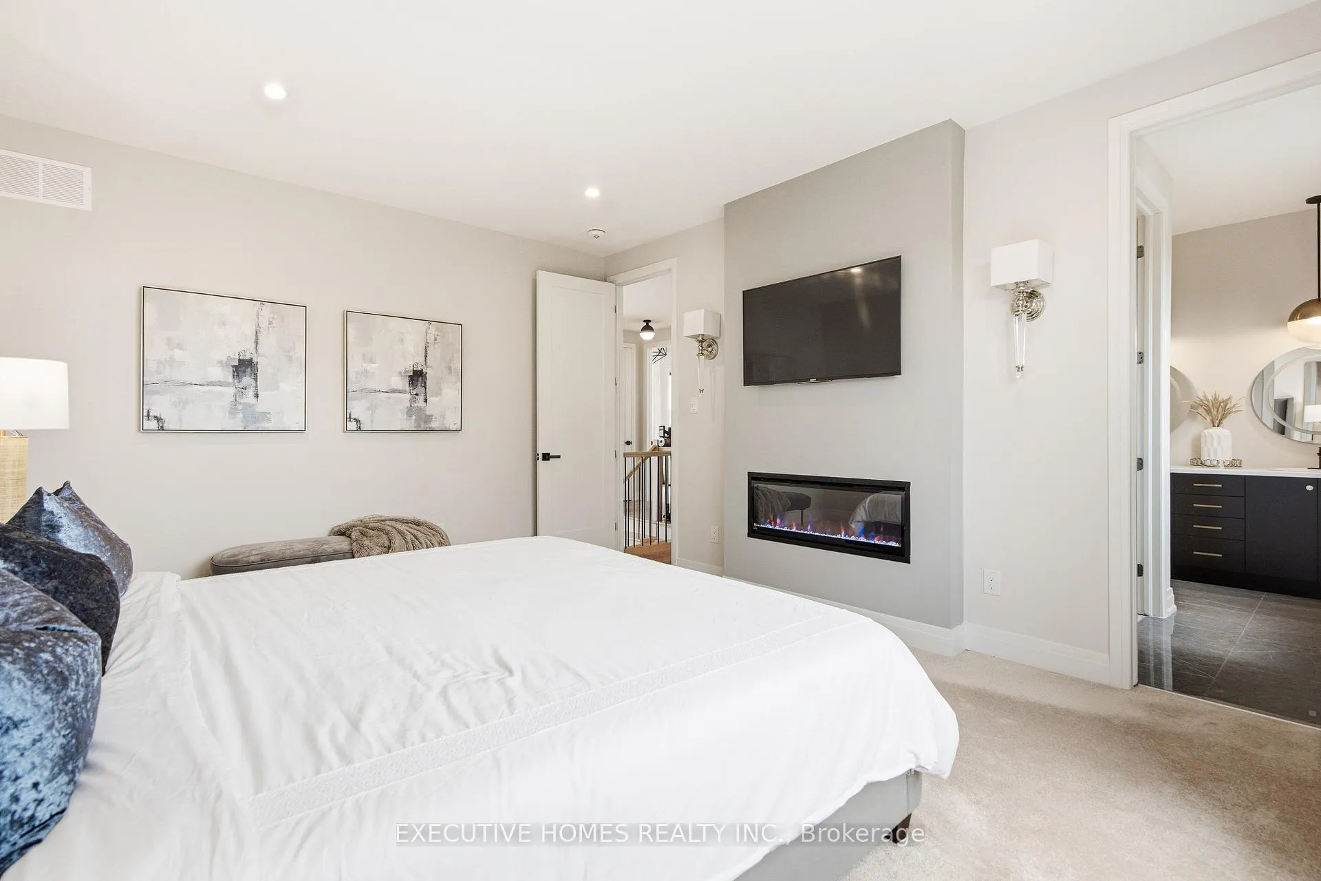 Photo 20 of 142 Aubrais Crescent, Ottawa, Chapel Hill South - Orleans Village — HOMEH