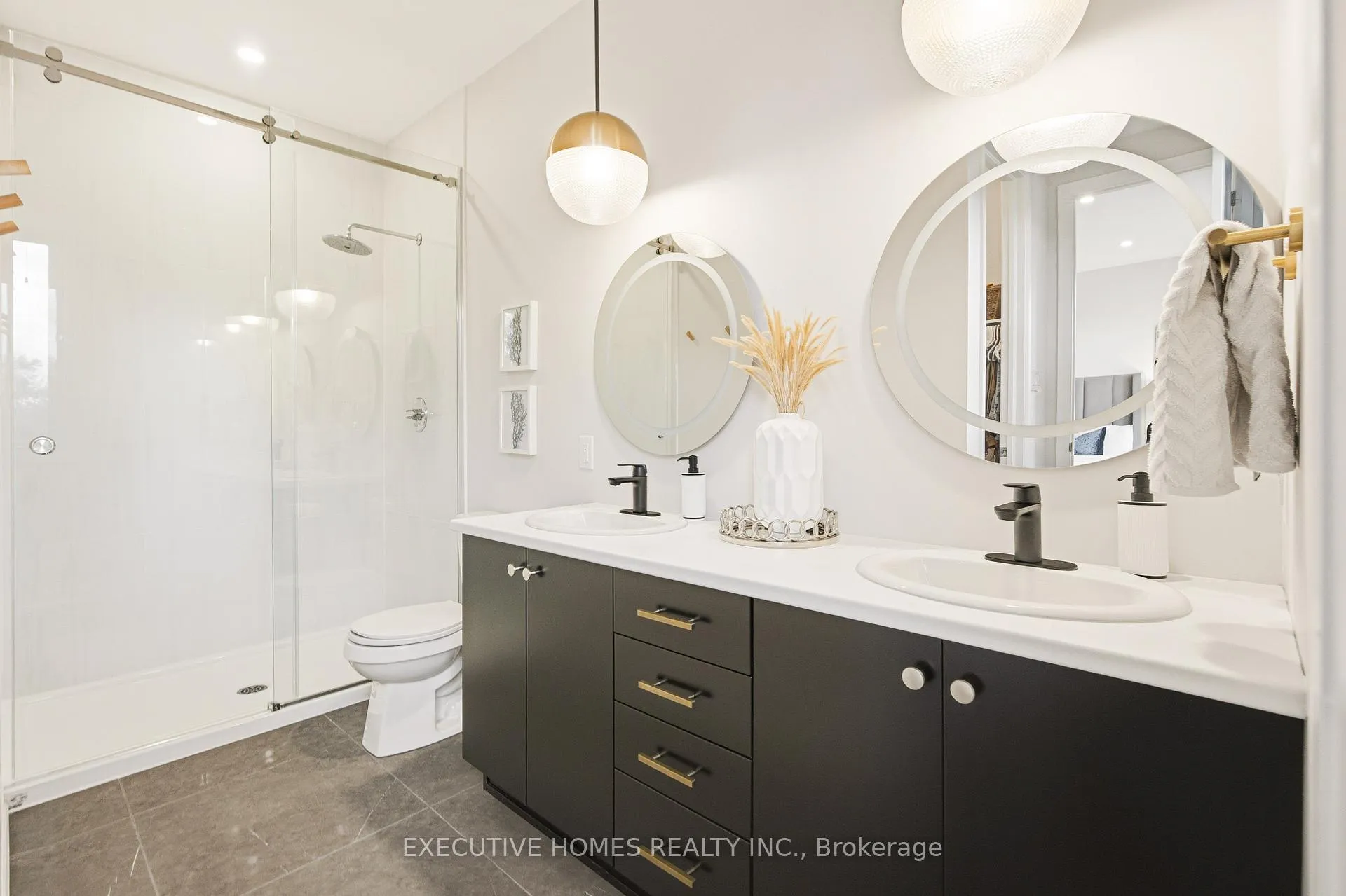 Photo 21 of 142 Aubrais Crescent, Ottawa, Chapel Hill South - Orleans Village — HOMEH