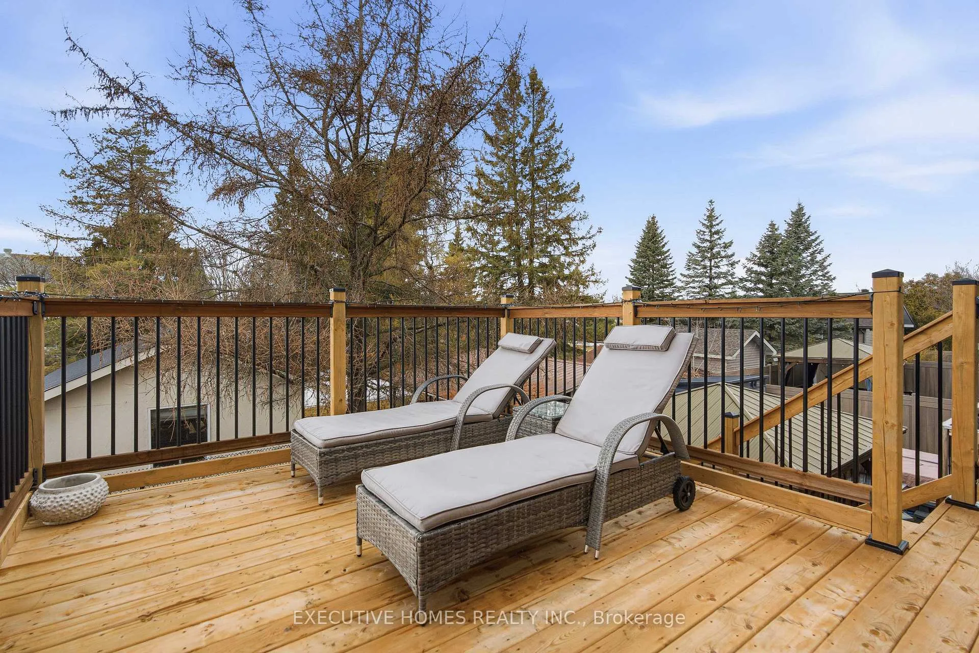 Photo 35 of 142 Aubrais Crescent, Ottawa, Chapel Hill South - Orleans Village — HOMEH