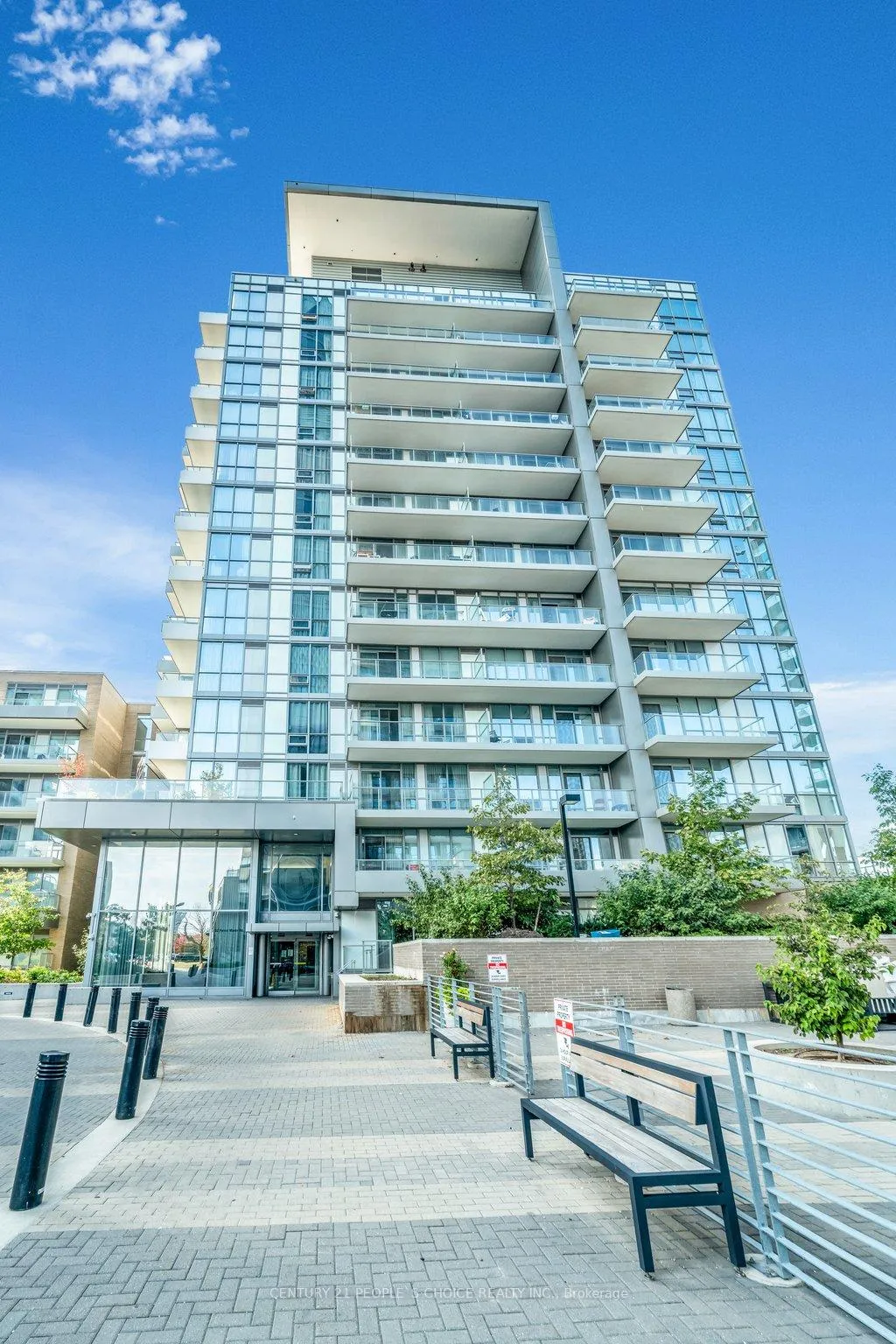 Front of Unit 627, 52 Forest Manor Road