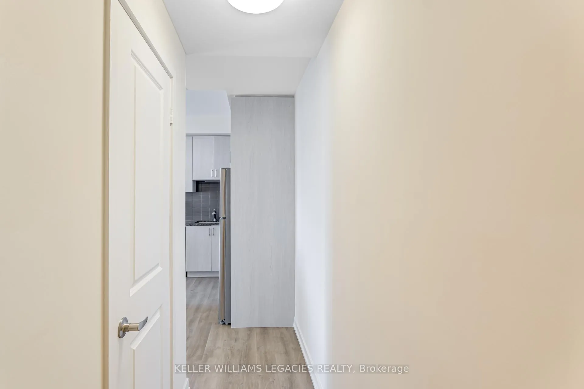 Photo 7 of Unit 203, 2550 Castlegate Crossing Drive, Pickering, Duffin Heights — HOMEH