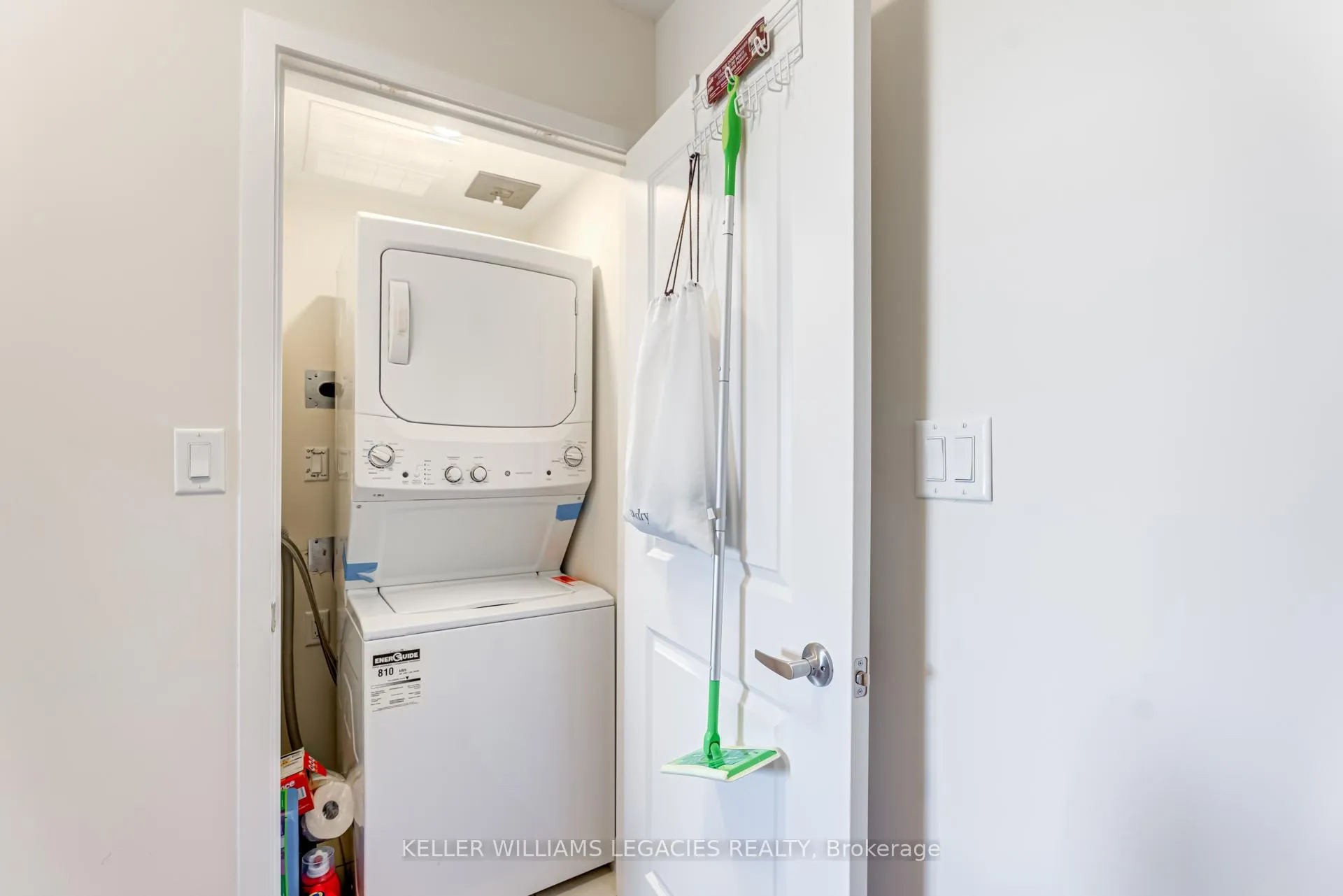 Photo 30 of Unit 203, 2550 Castlegate Crossing Drive, Pickering, Duffin Heights — HOMEH