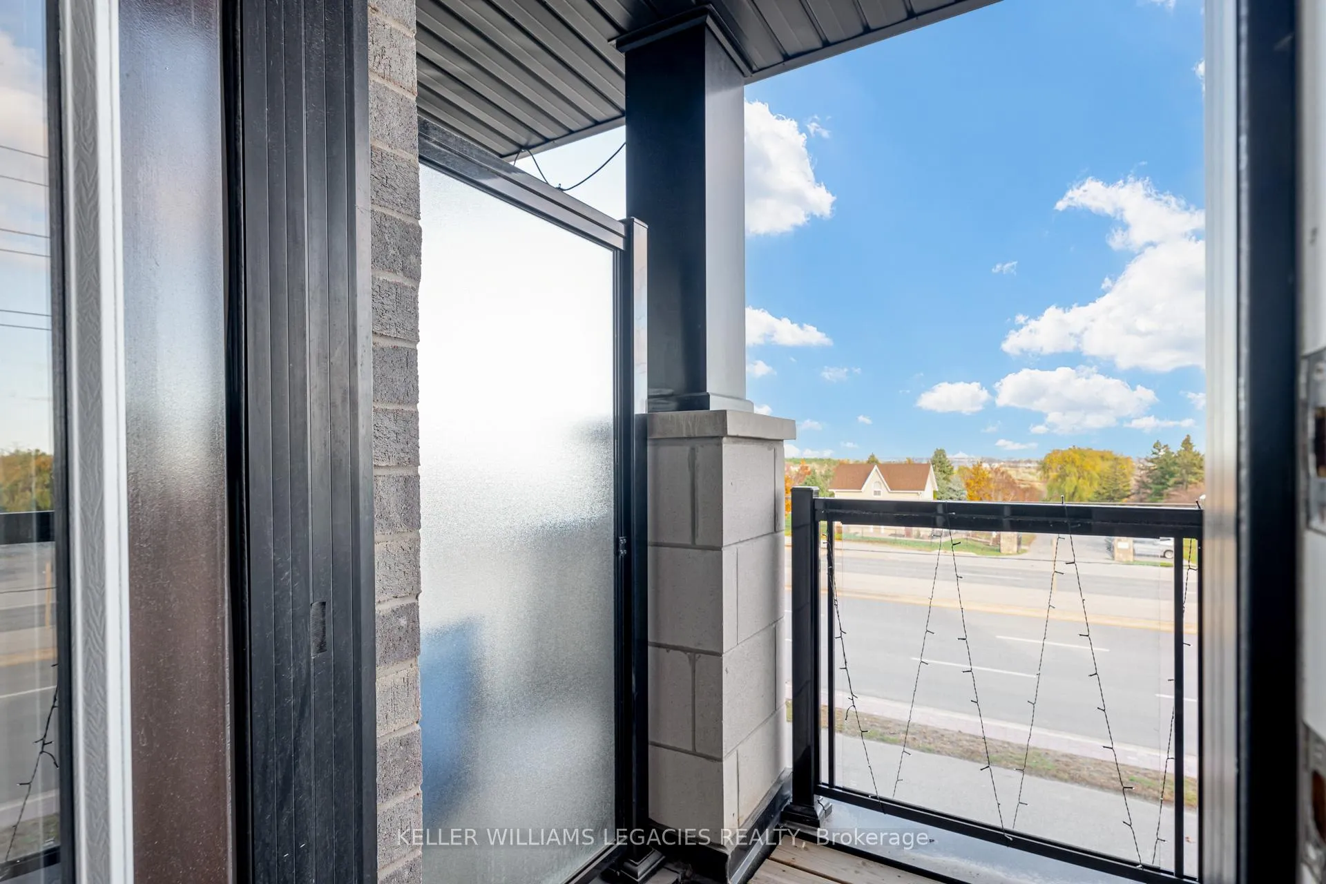 Photo 33 of Unit 203, 2550 Castlegate Crossing Drive, Pickering, Duffin Heights — HOMEH
