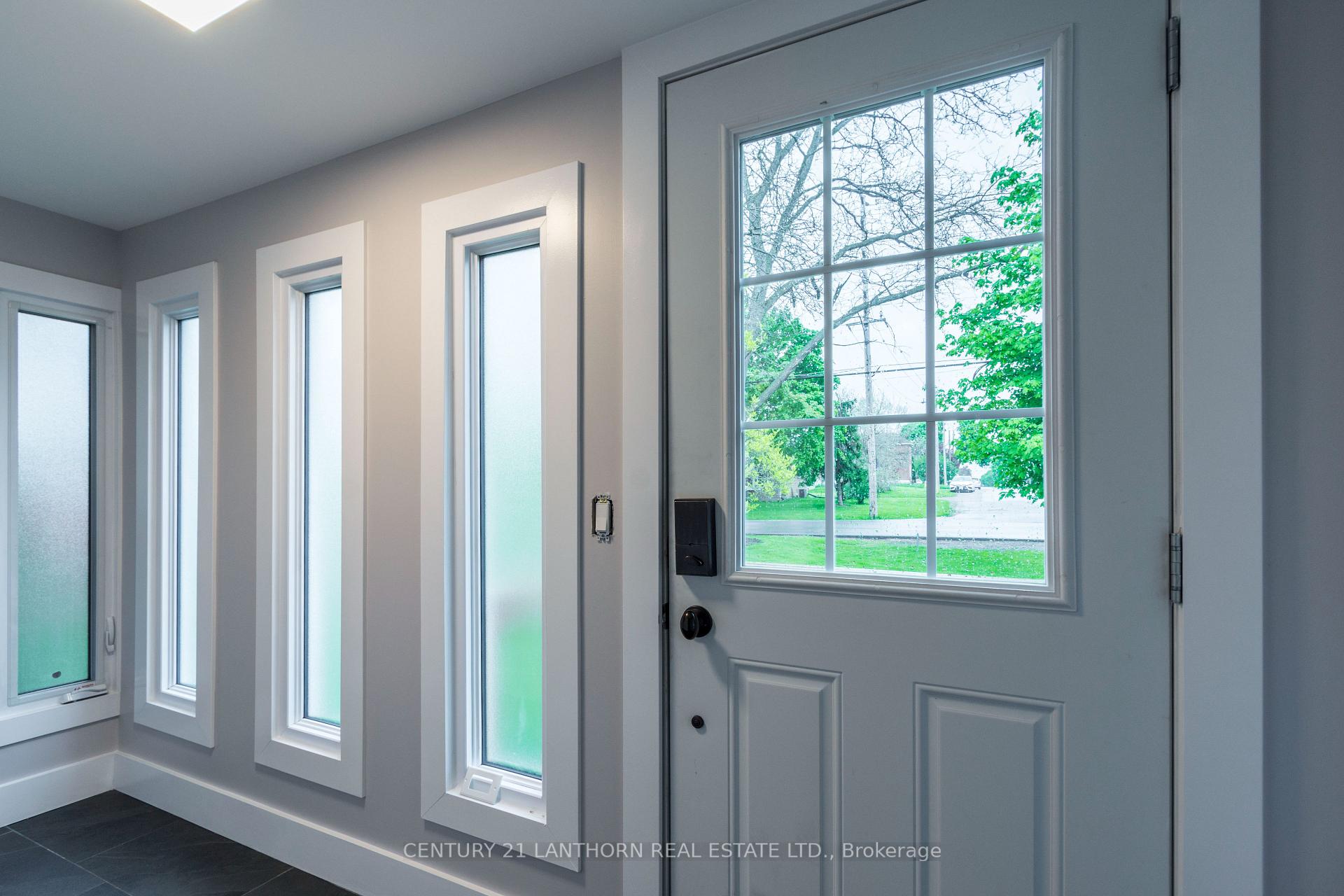 Photo 5 of 76 Maple Drive, Belleville, Belleville Ward — HOMEH