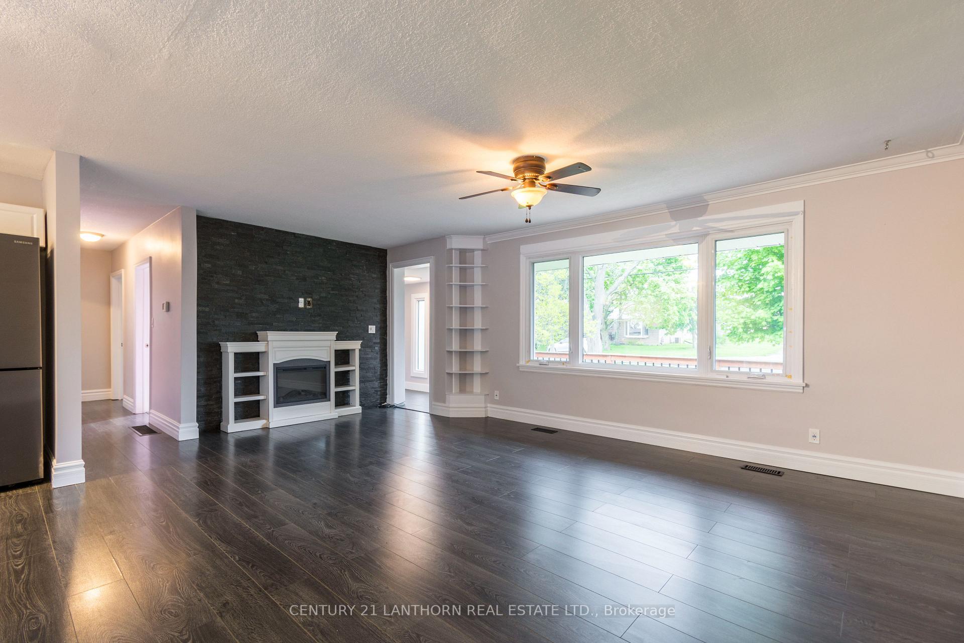 Photo 8 of 76 Maple Drive, Belleville, Belleville Ward — HOMEH