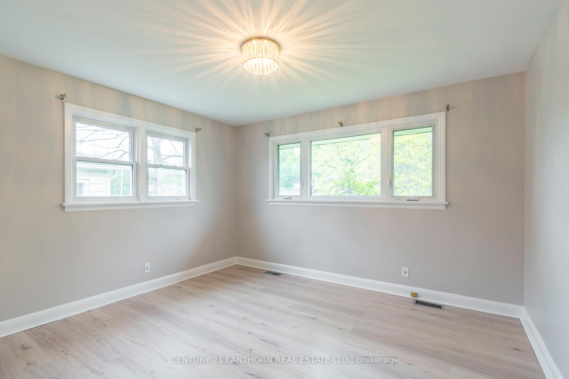 Photo 14 of 76 Maple Drive, Belleville, Belleville Ward — HOMEH