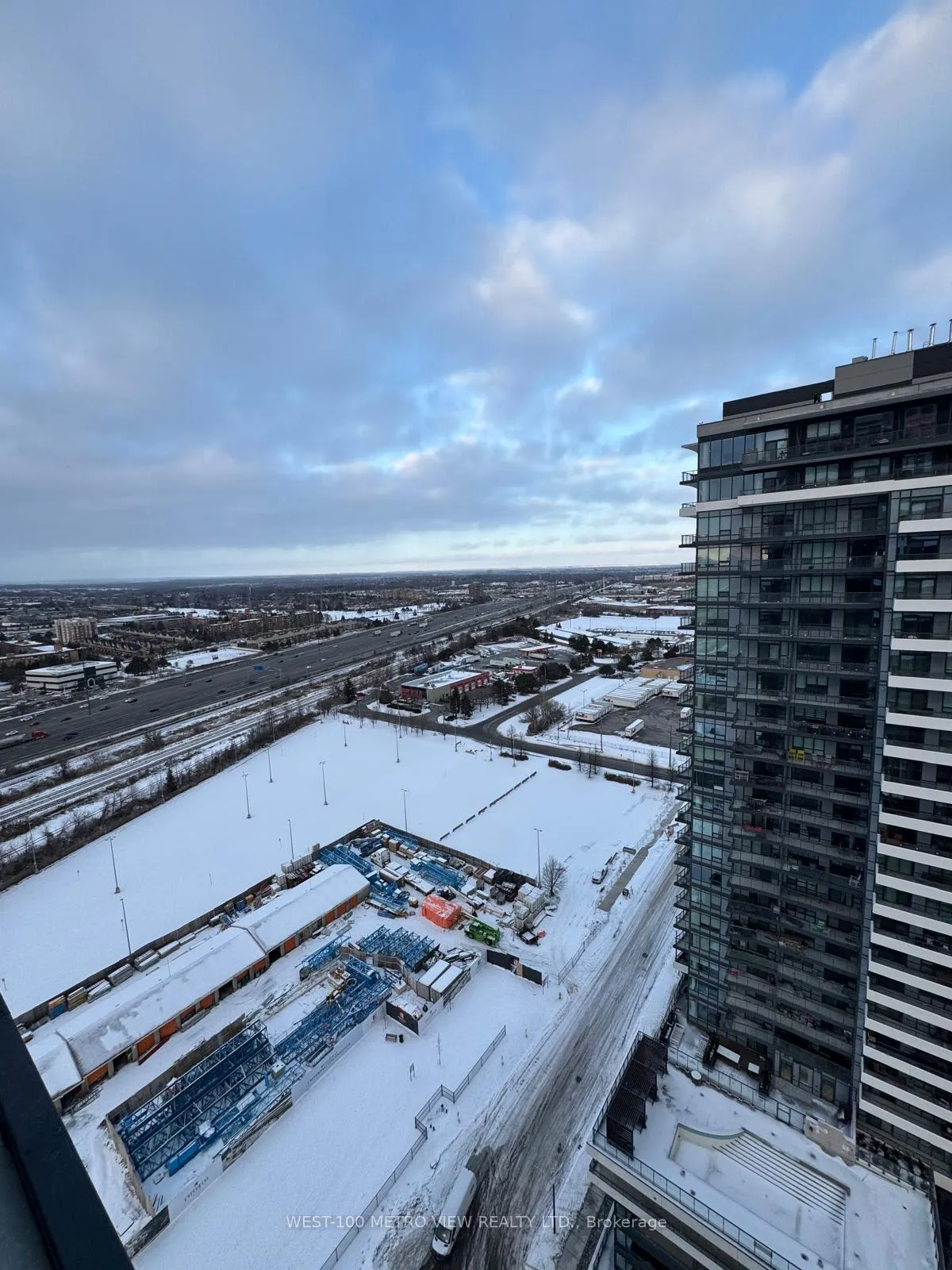 Photo 9 of Unit 2507, 1435 Celebration Drive, Pickering, Bay Ridges — HOMEH