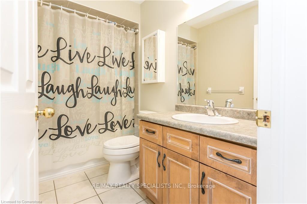 Photo 18 of 4007 Alexan Crescent, Burlington, Rose — HOMEH
