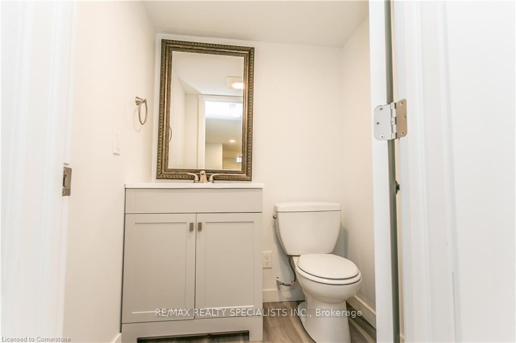 Photo 24 of 4007 Alexan Crescent, Burlington, Rose — HOMEH