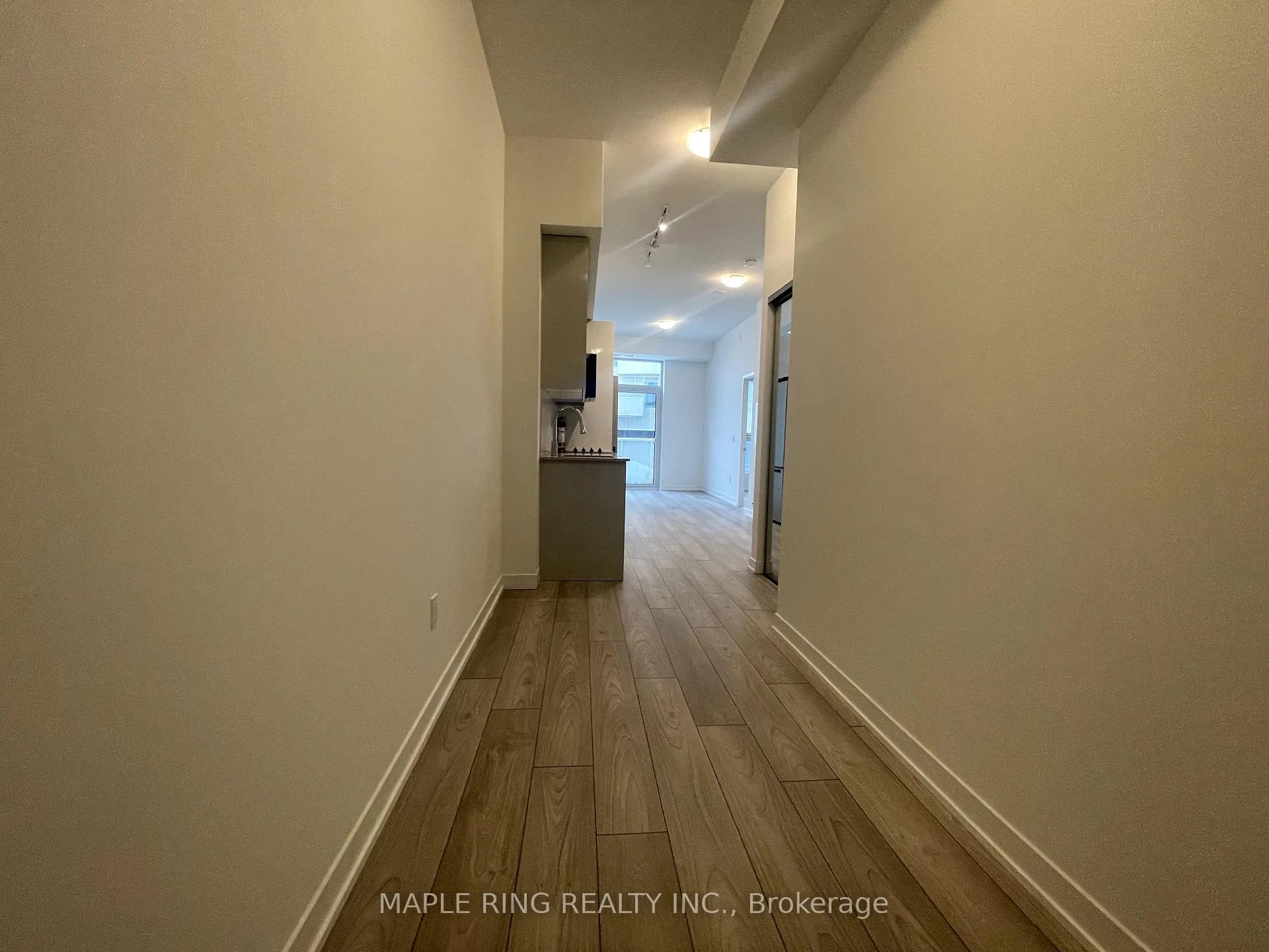 Photo 2 of Unit 615, 474 Caldari Road, Vaughan, Concord — HOMEH