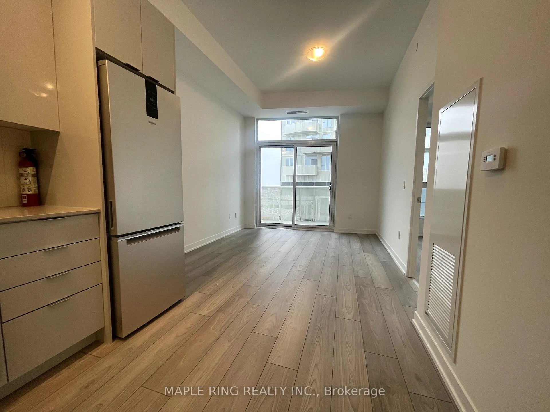 Photo 6 of Unit 615, 474 Caldari Road, Vaughan, Concord — HOMEH