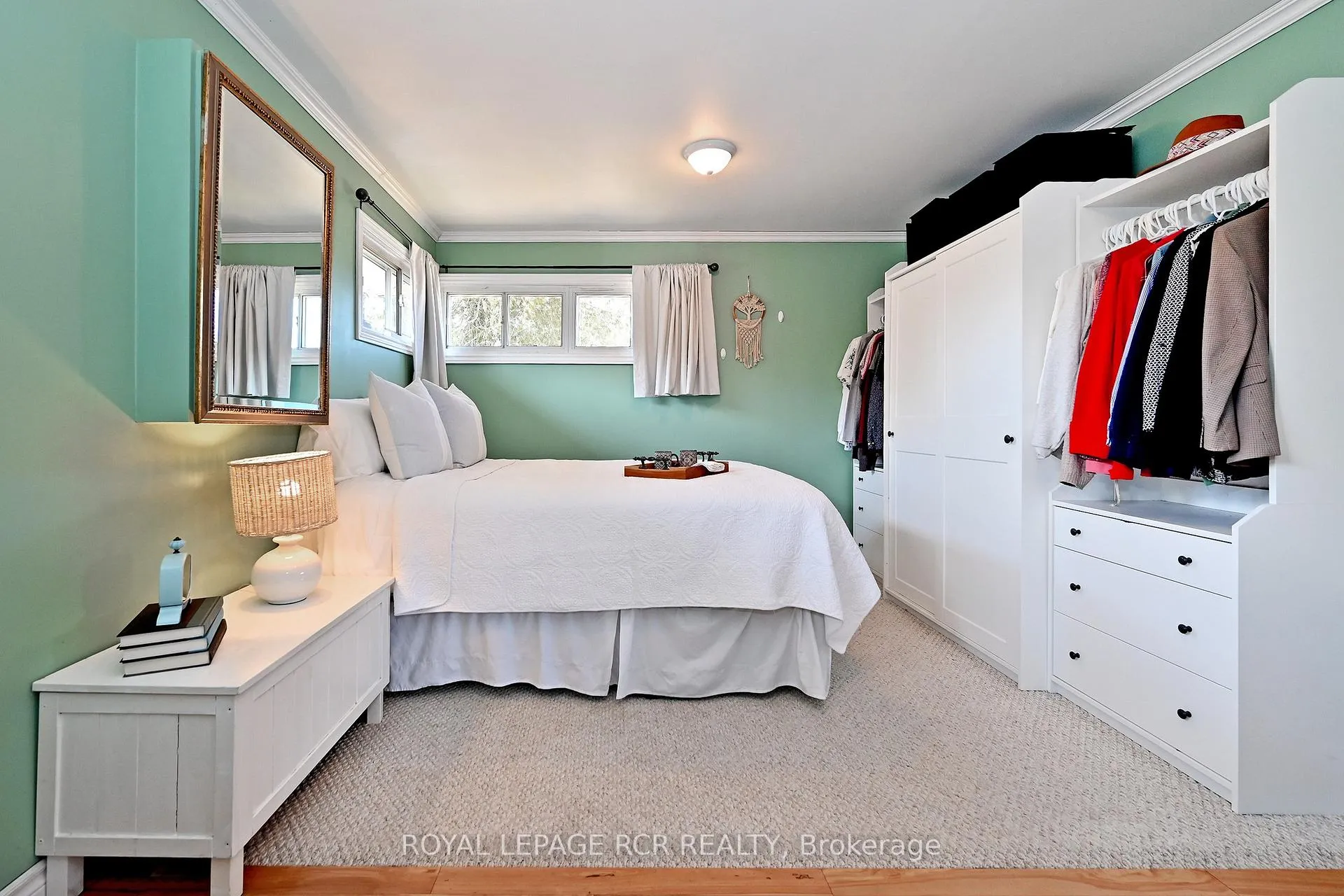 Photo 17 of 993 Barton Avenue, Georgina, Keswick North — HOMEH