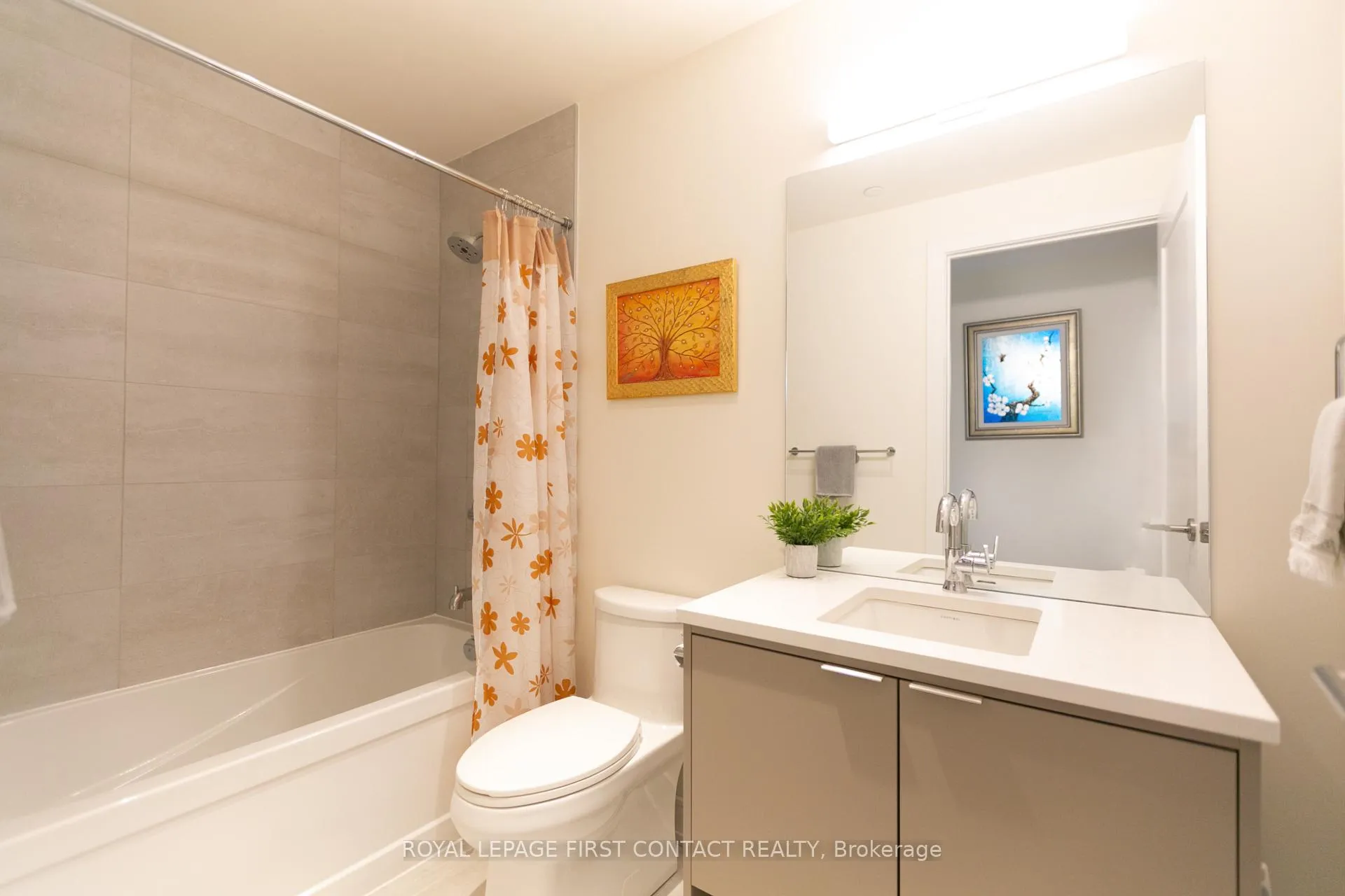 Photo 17 of Unit 421, 185 Dunlop Street E, Barrie, Lakeshore — HOMEH