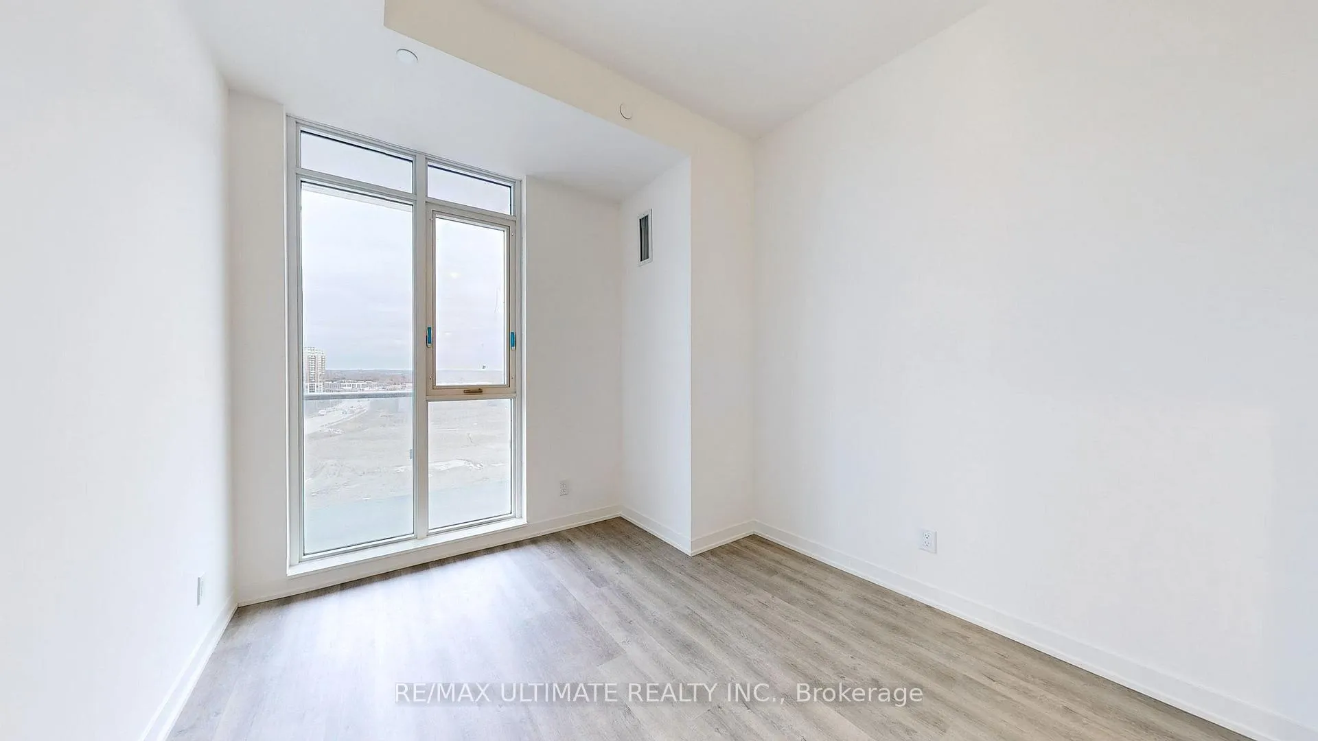 Photo 10 of Unit B1011, 292 Verdale Crossing, Markham, Unionville — HOMEH