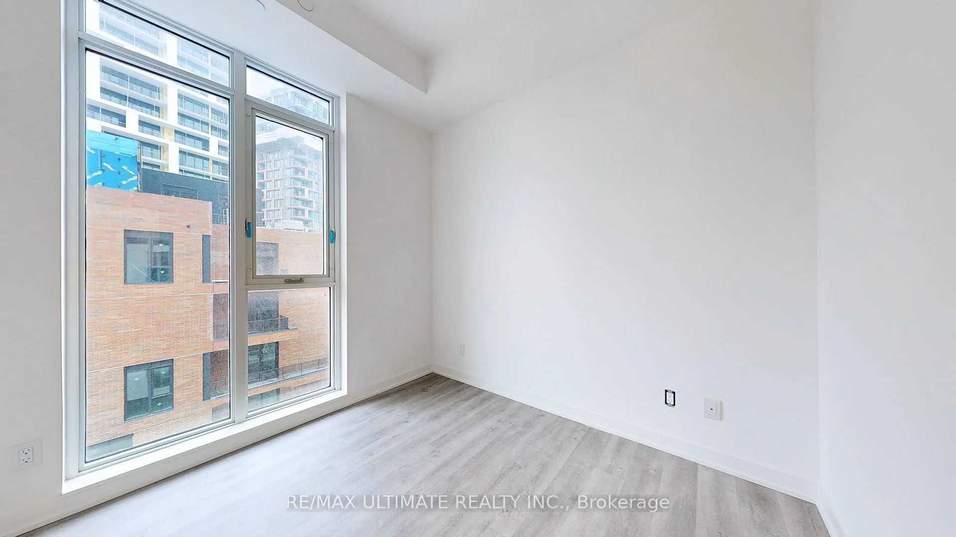 Photo 14 of Unit B1011, 292 Verdale Crossing, Markham, Unionville — HOMEH