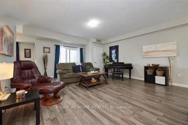 Photo 4 of Unit 302, 302 Essa Road, Barrie, Ardagh — HOMEH