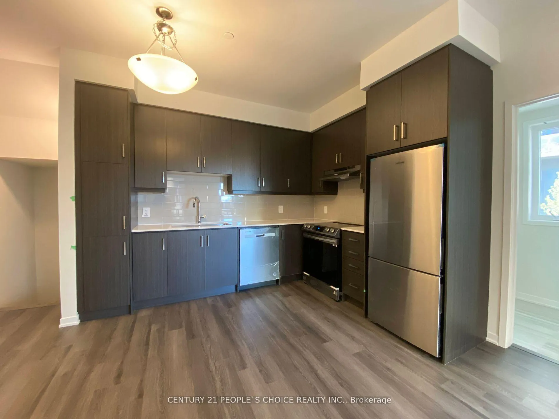Photo 7 of Unit 71, 31 Honeycrisp Crescent, Vaughan, Vaughan Corporate Centre — HOMEH