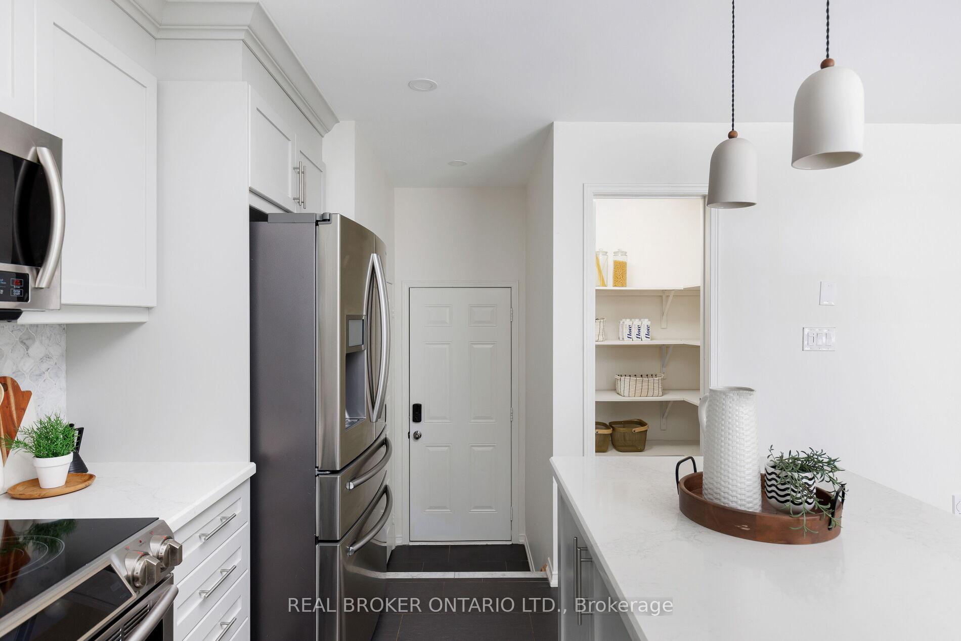 Photo 15 of 31 Malthouse Crescent, Ajax, Central East — HOMEH