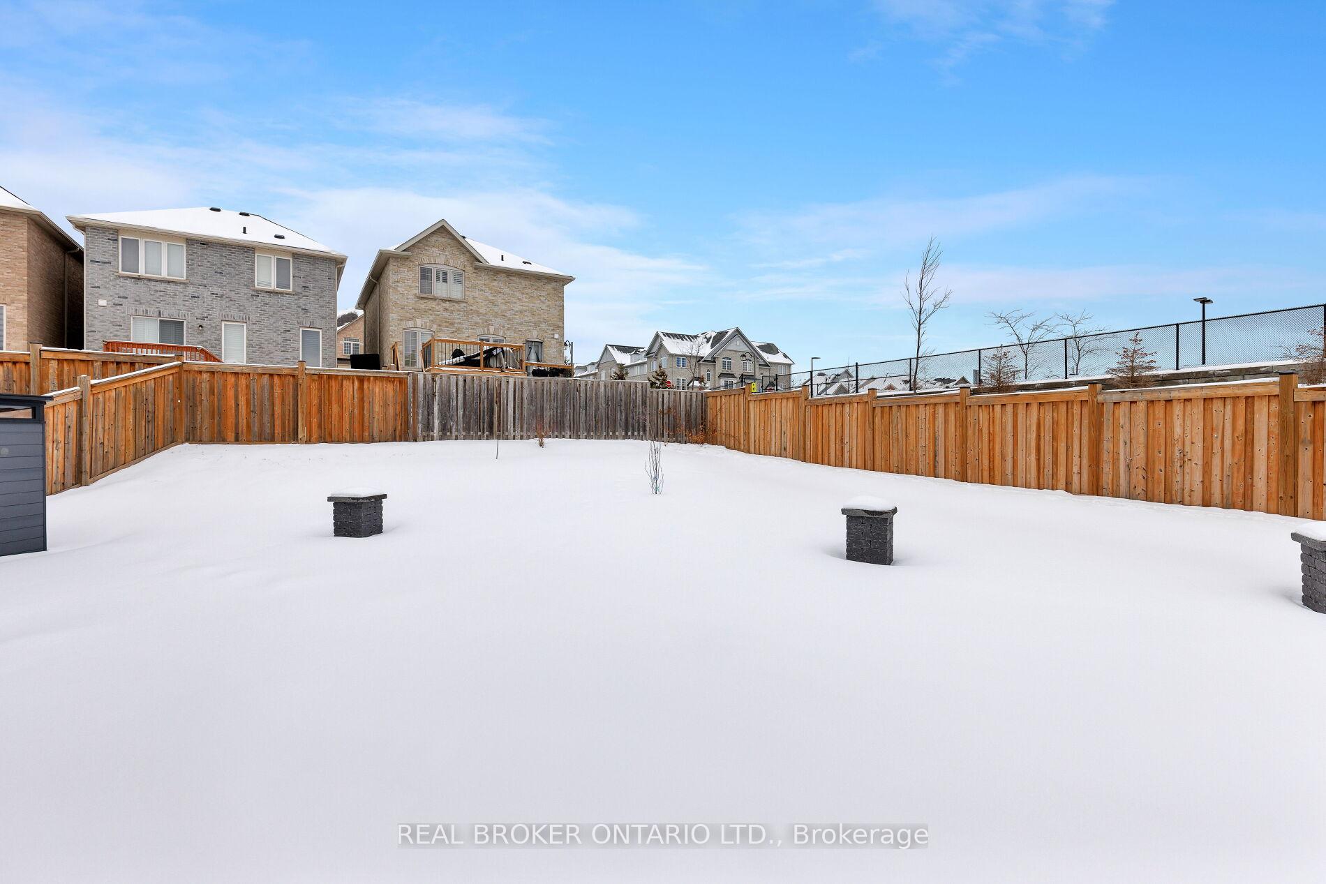Photo 33 of 31 Malthouse Crescent, Ajax, Central East — HOMEH