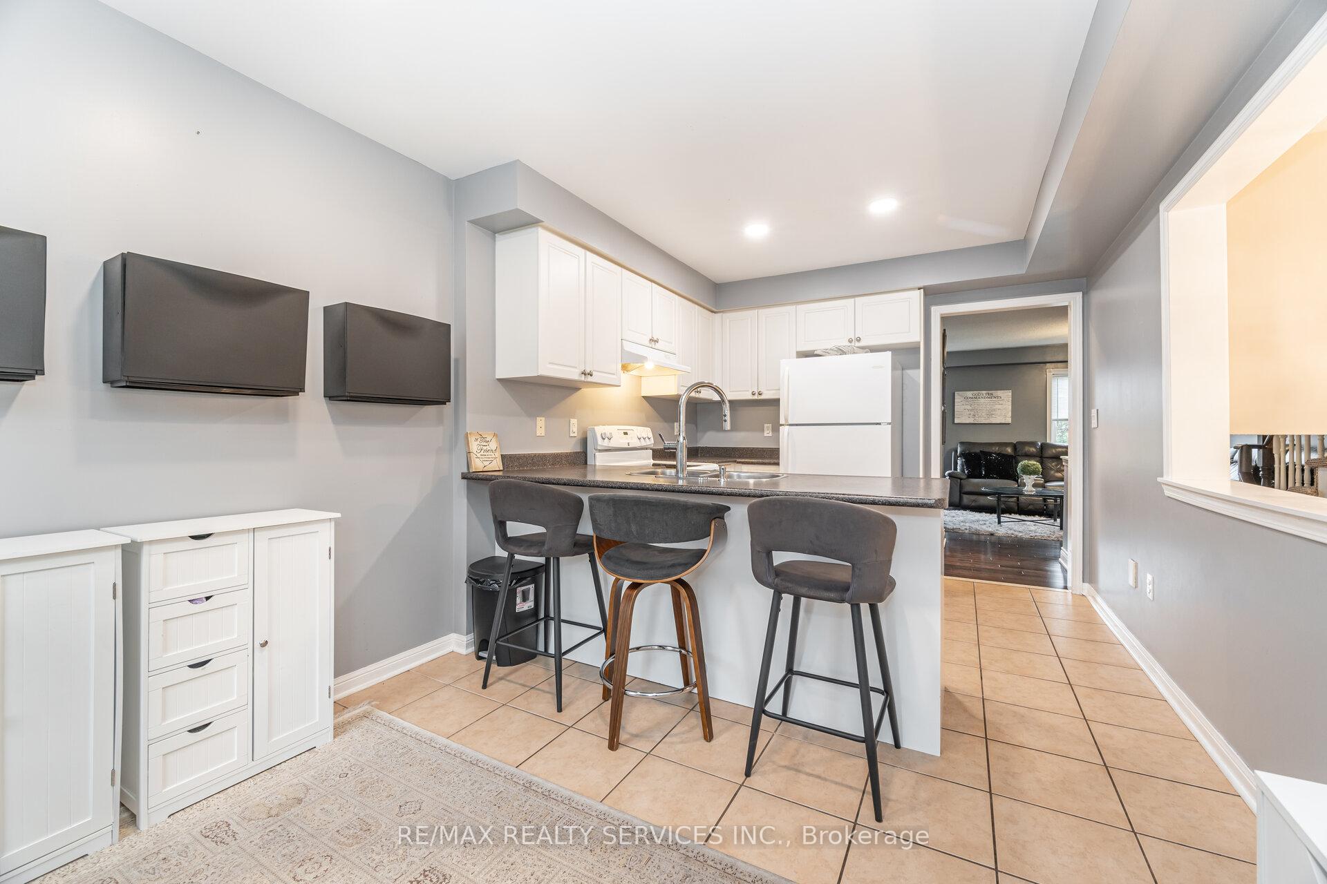 Photo 15 of Unit 38, 271 Richvale Drive S, Brampton, Heart Lake East — HOMEH