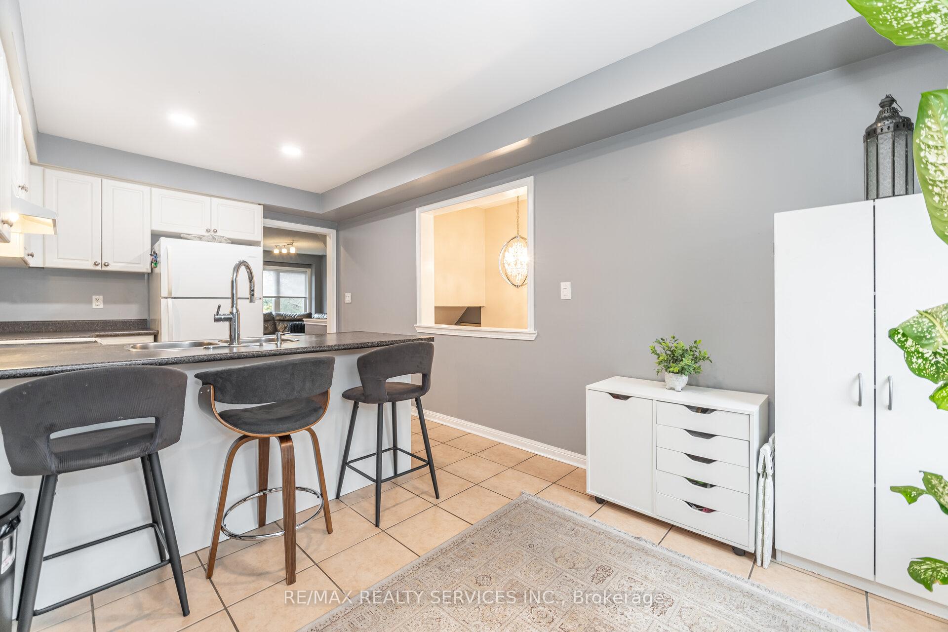 Photo 16 of Unit 38, 271 Richvale Drive S, Brampton, Heart Lake East — HOMEH