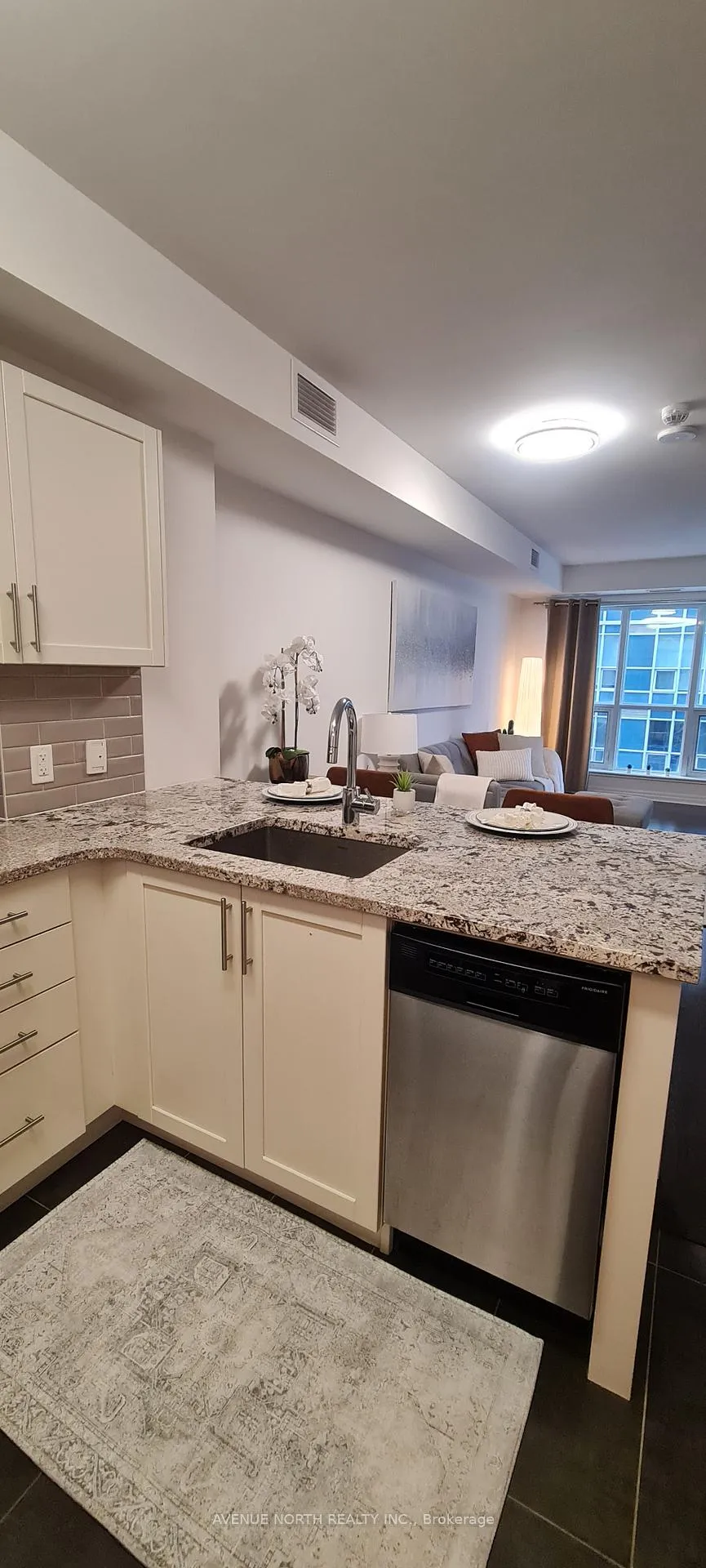 Photo 12 of Unit 1106, 195 Besserer Street, Ottawa, Sandy Hill — HOMEH