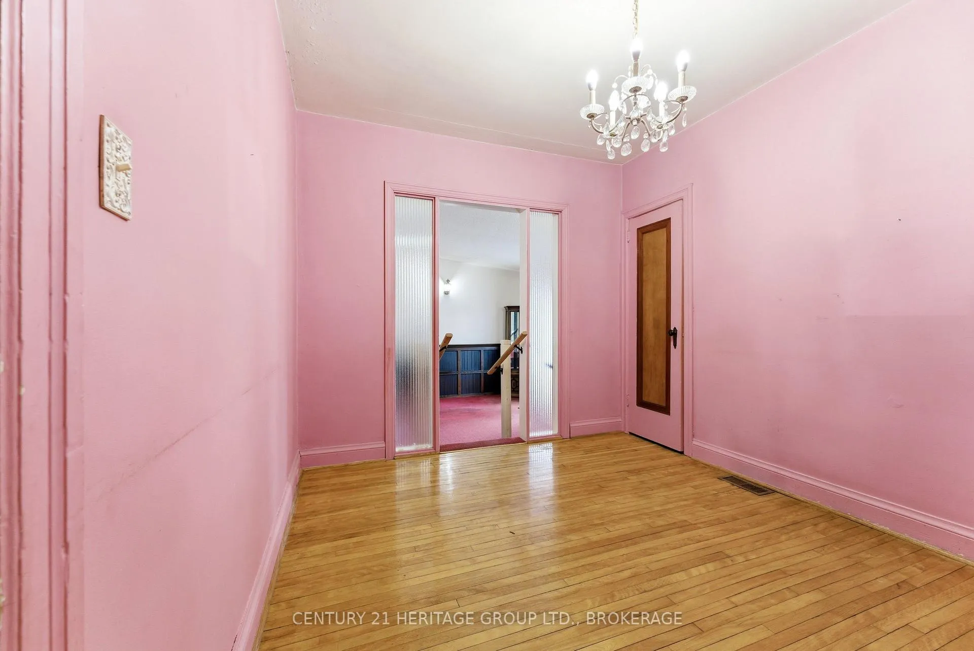 Photo 13 of 1033 King Street E, Oshawa, Donevan — HOMEH