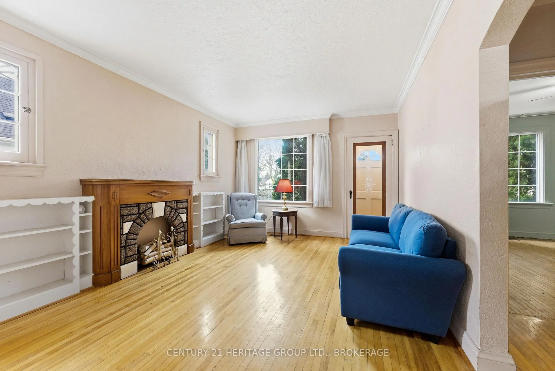 Photo 18 of 1033 King Street E, Oshawa, Donevan — HOMEH