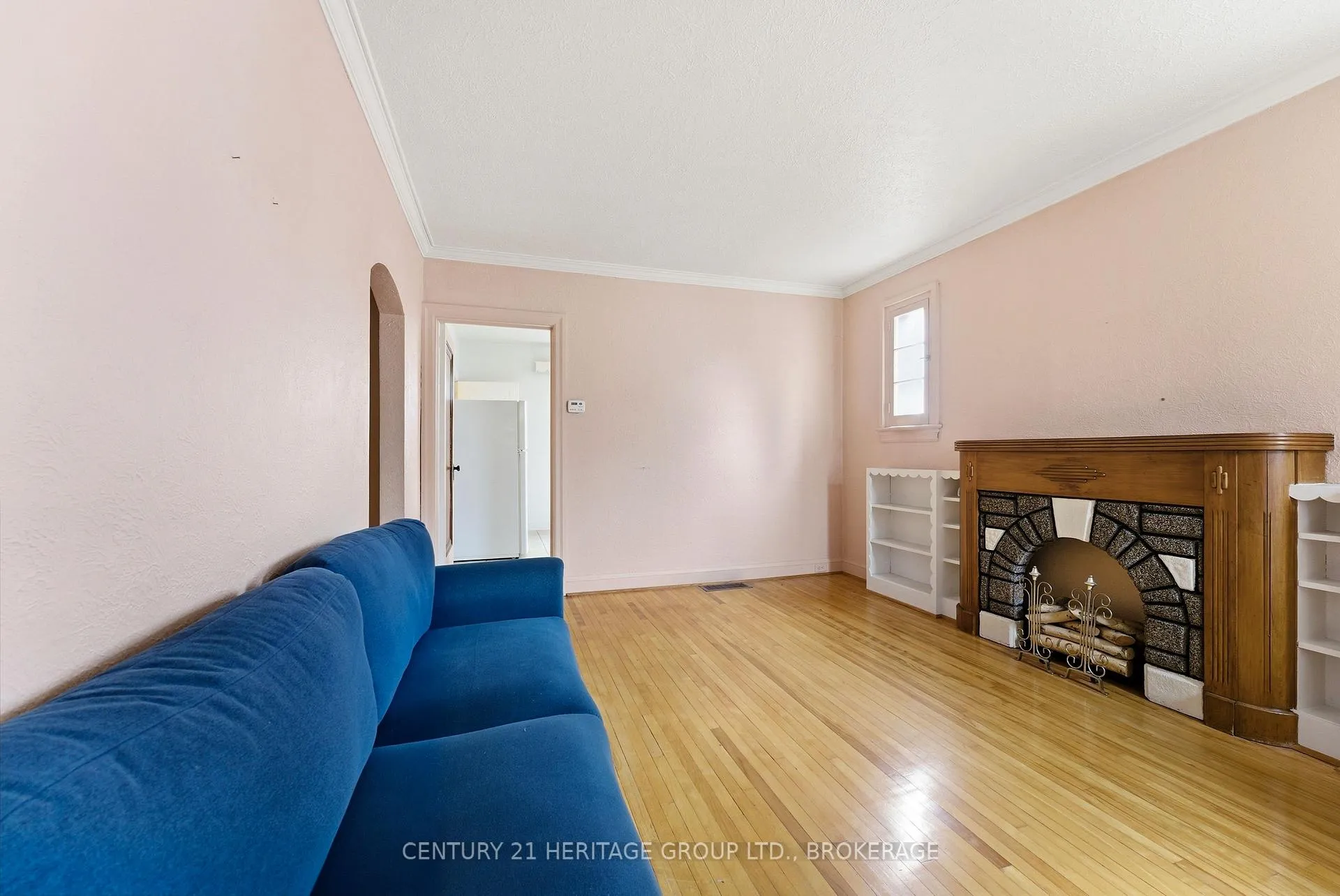 Photo 19 of 1033 King Street E, Oshawa, Donevan — HOMEH