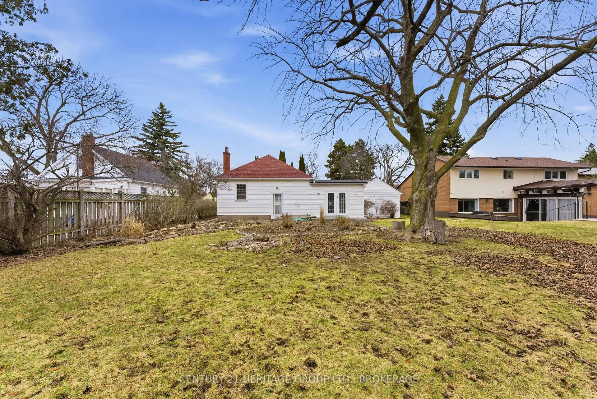 Photo 33 of 1033 King Street E, Oshawa, Donevan — HOMEH
