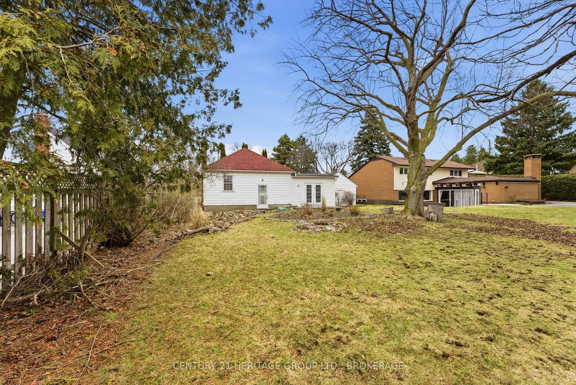 Photo 34 of 1033 King Street E, Oshawa, Donevan — HOMEH