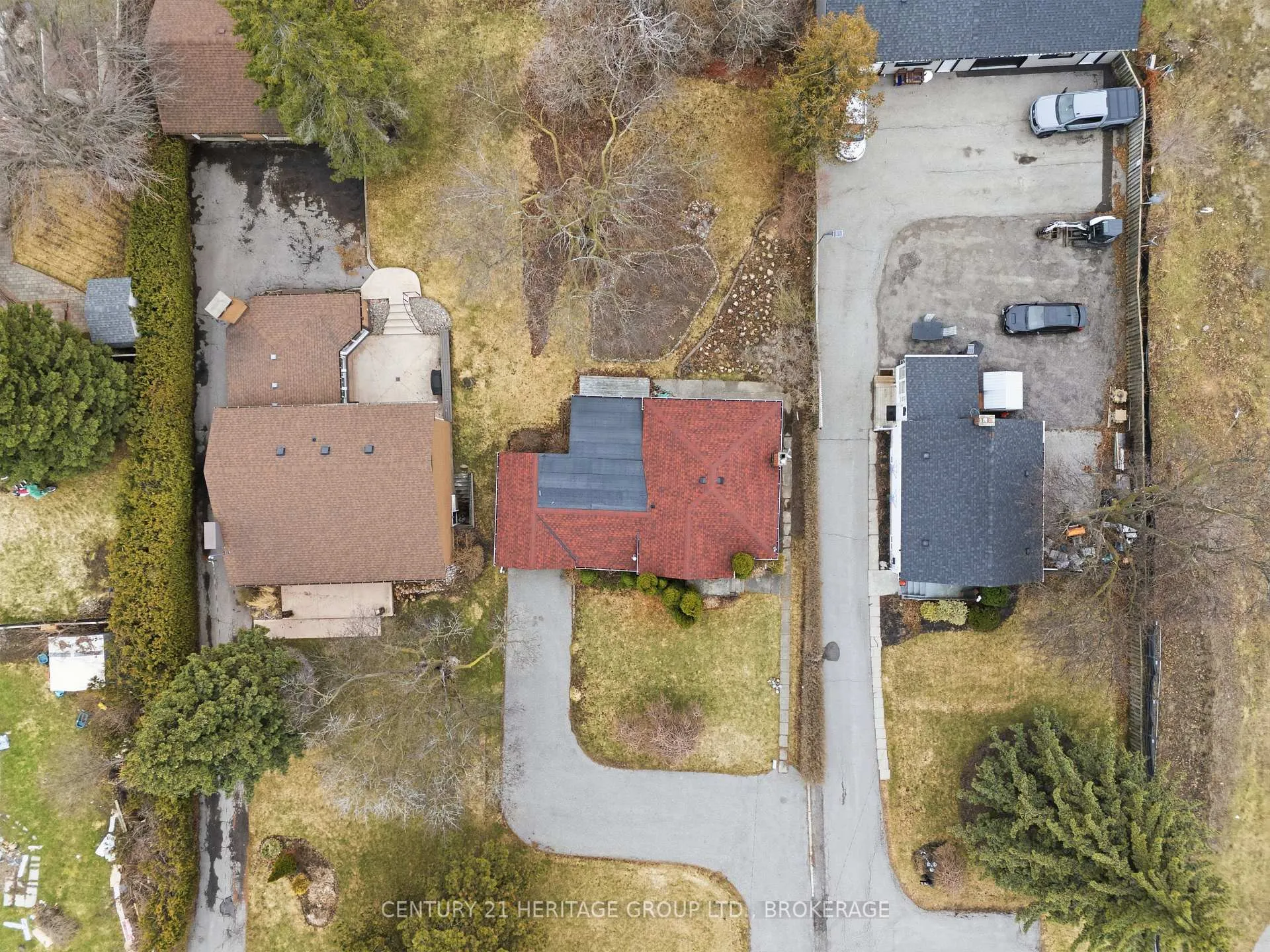 Photo 42 of 1033 King Street E, Oshawa, Donevan — HOMEH