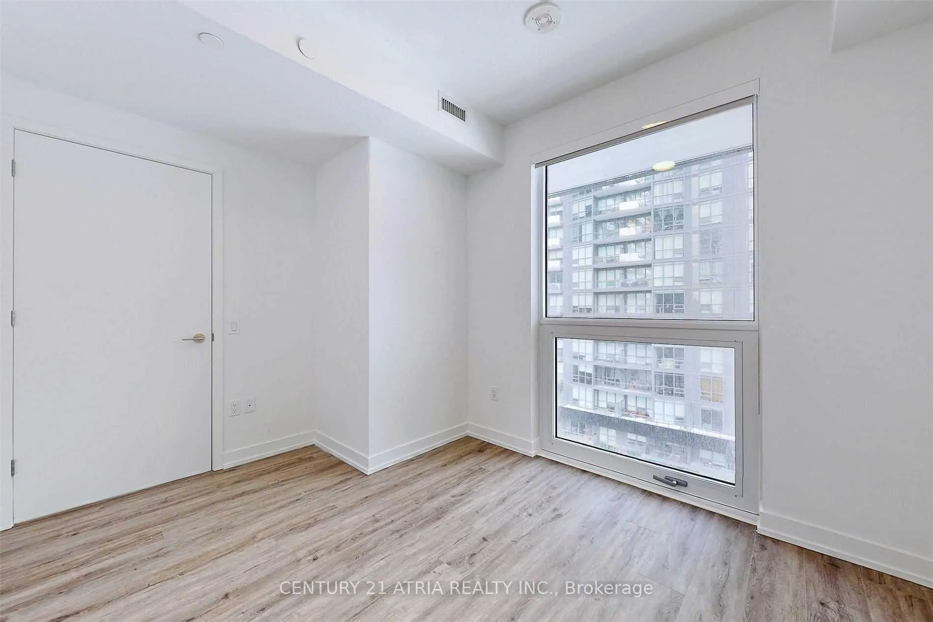 Photo 20 of Unit 908, 39 Roehampton Avenue, Toronto, Mount Pleasant East — HOMEH