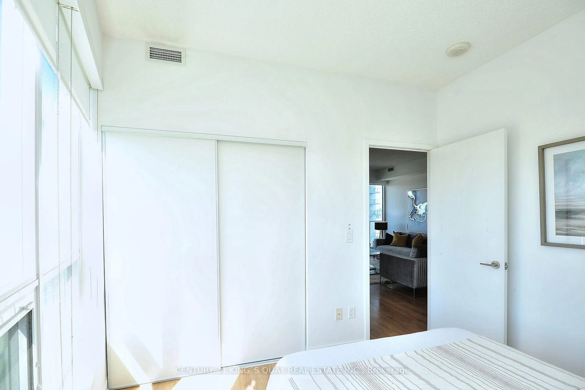 Photo 25 of Unit 811, 115 McMahon Drive, North York, Bayview Village — HOMEH