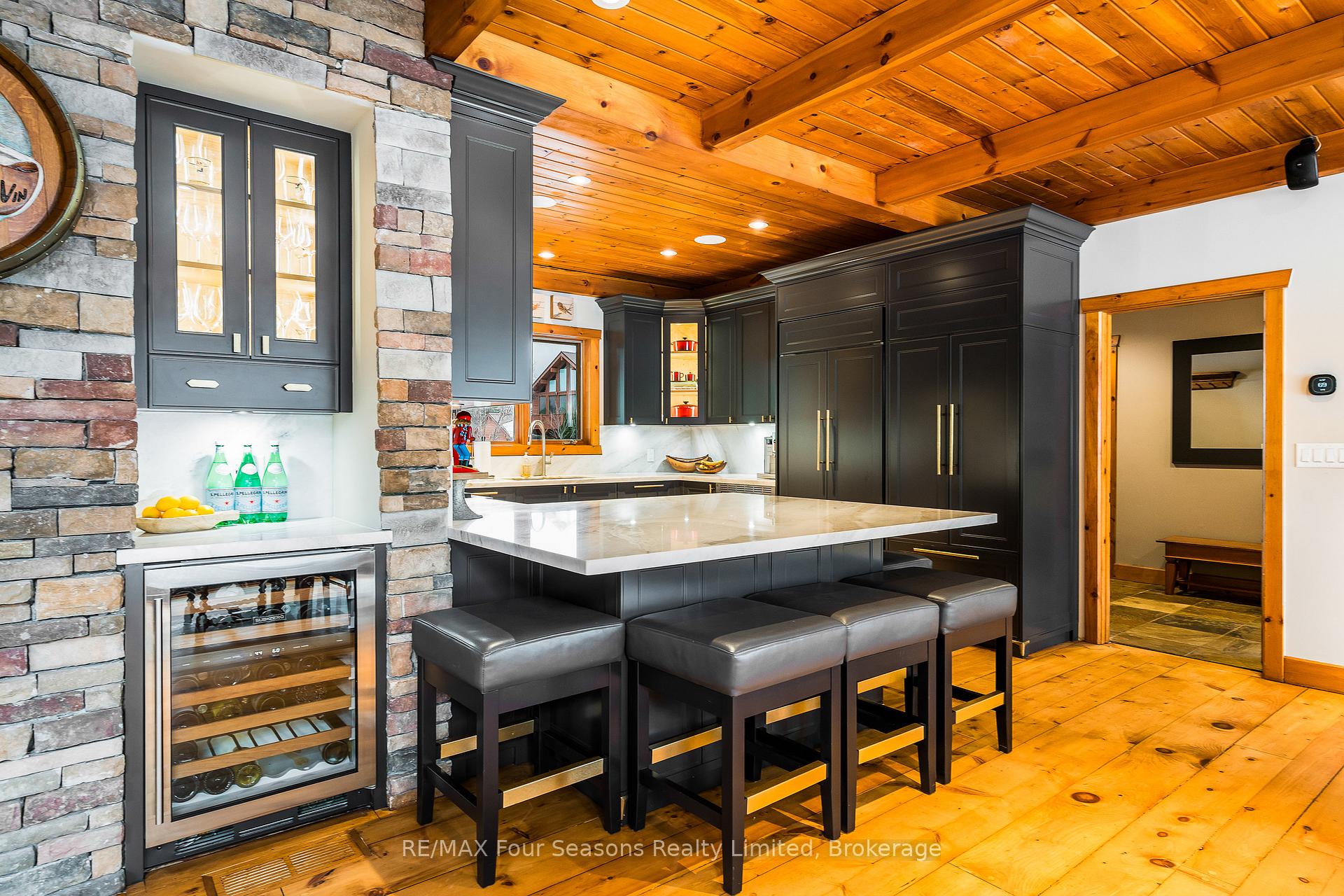 Photo 11 of 140 Alexandra Way, Blue Mountains — HOMEH