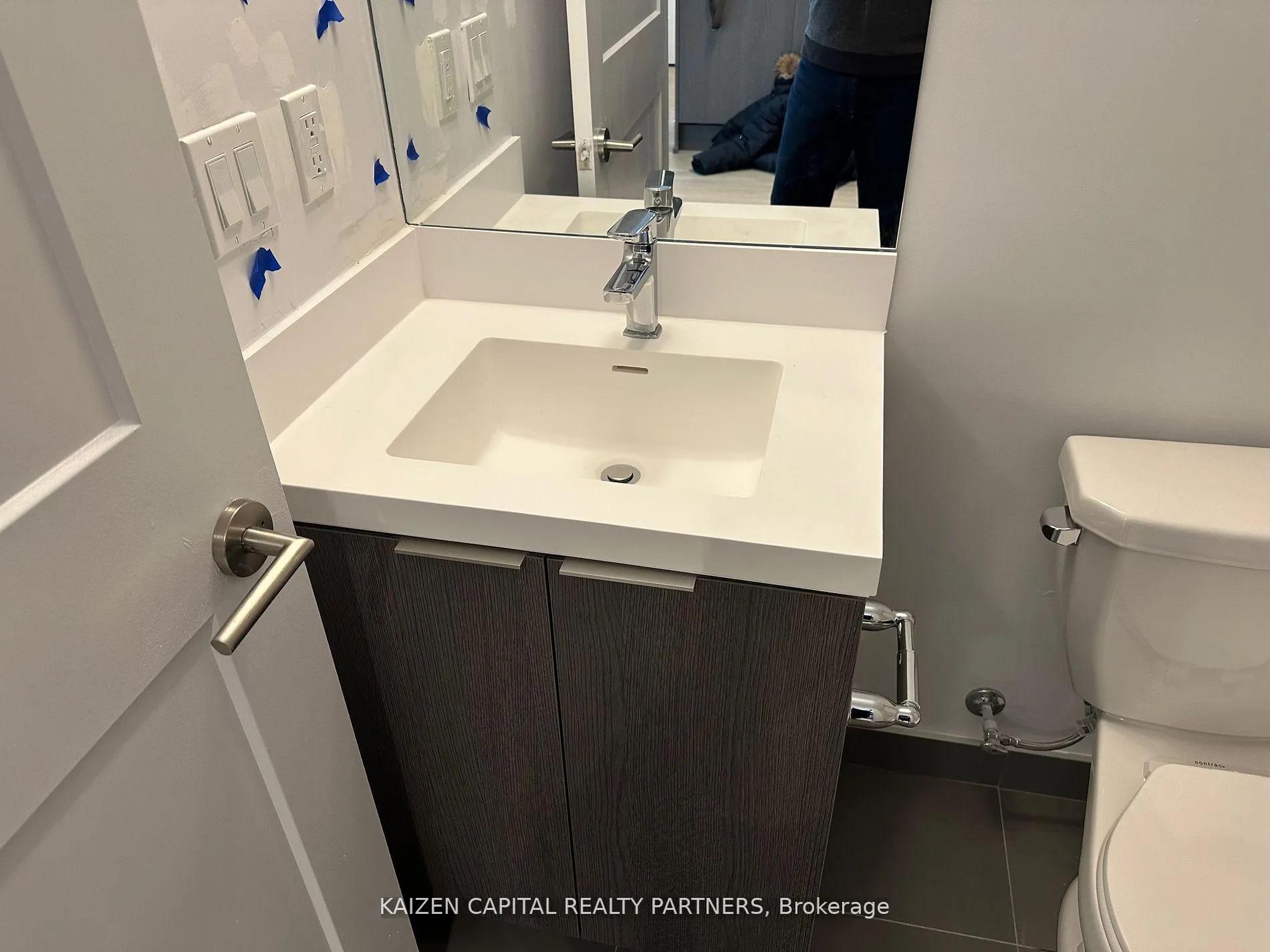 Photo 13 of Unit 1620, 50 Dunfield Avenue, Toronto, Mount Pleasant East — HOMEH