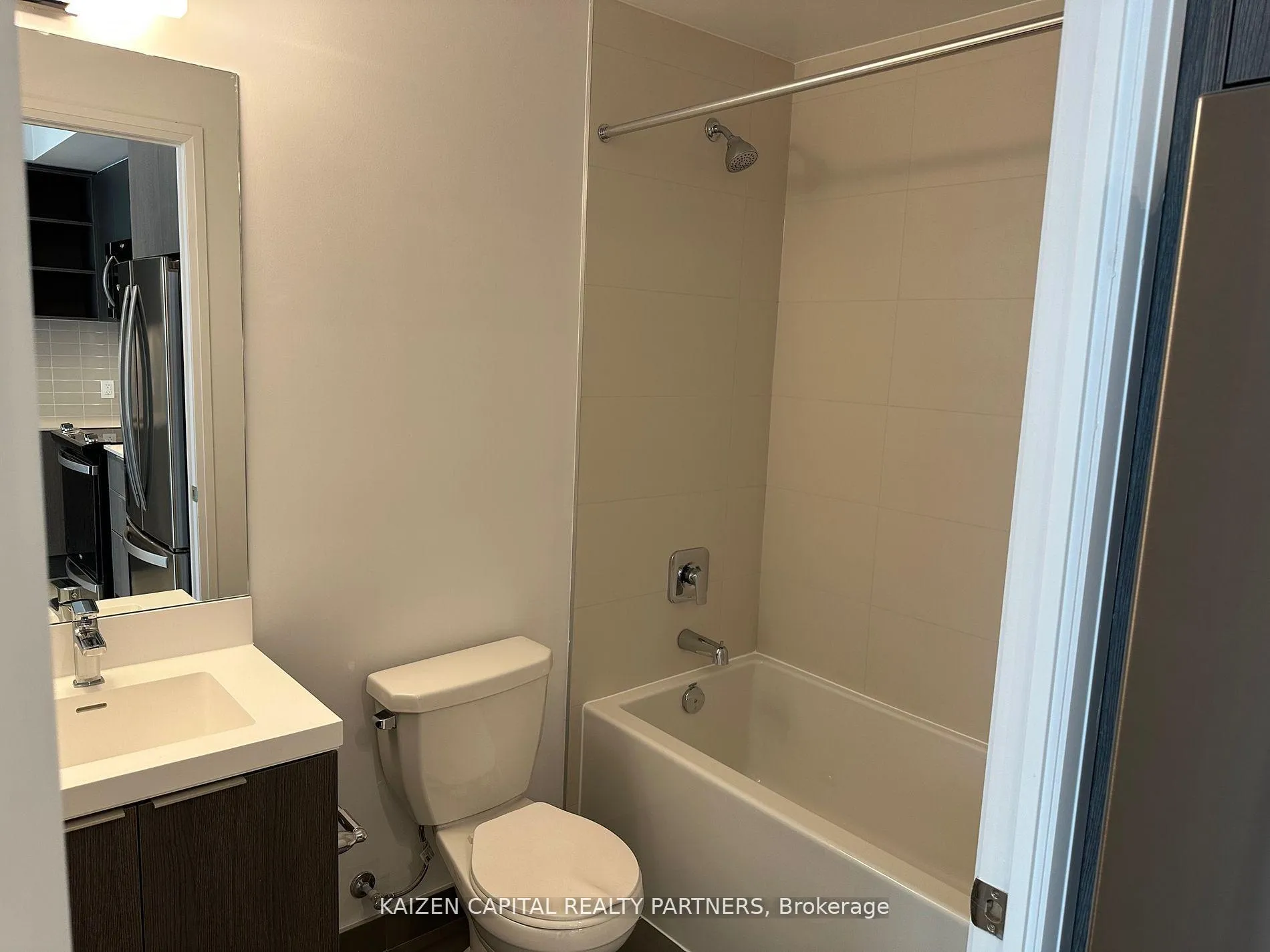 Photo 15 of Unit 1620, 50 Dunfield Avenue, Toronto, Mount Pleasant East — HOMEH