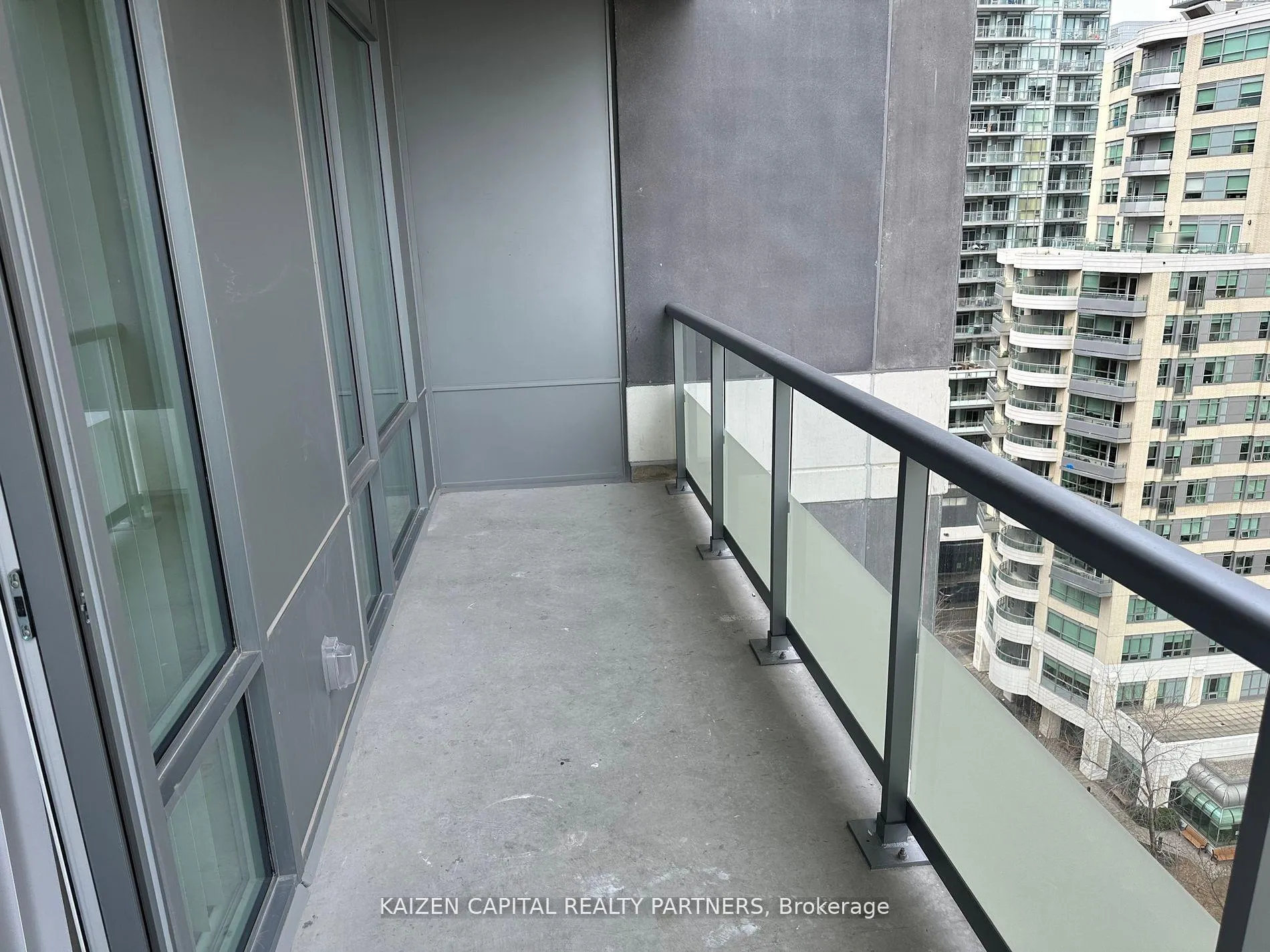 Photo 17 of Unit 1620, 50 Dunfield Avenue, Toronto, Mount Pleasant East — HOMEH